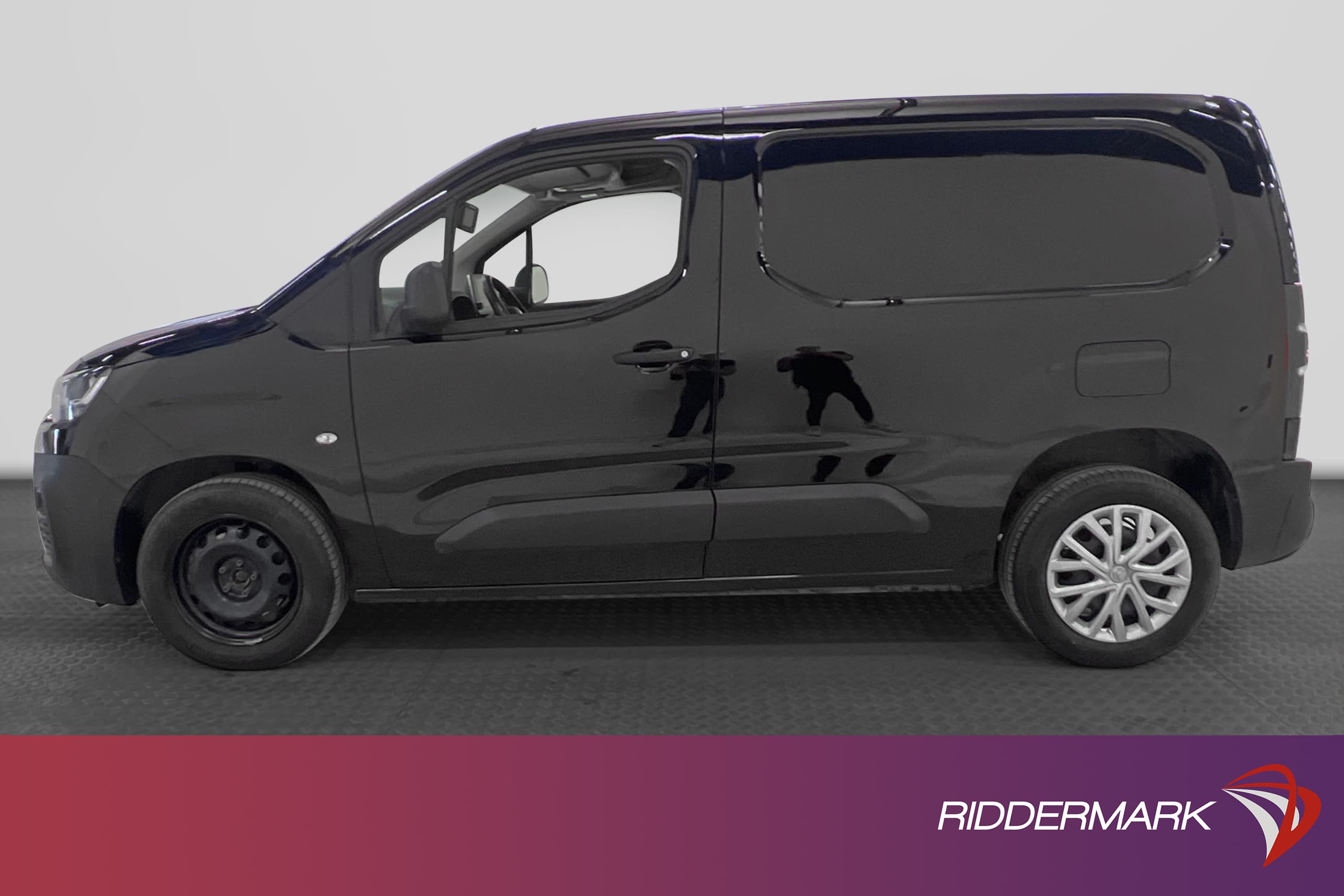 Citroën Berlingo 1.5 BlueHDi 3-sits Värmare PDC Drag Moms