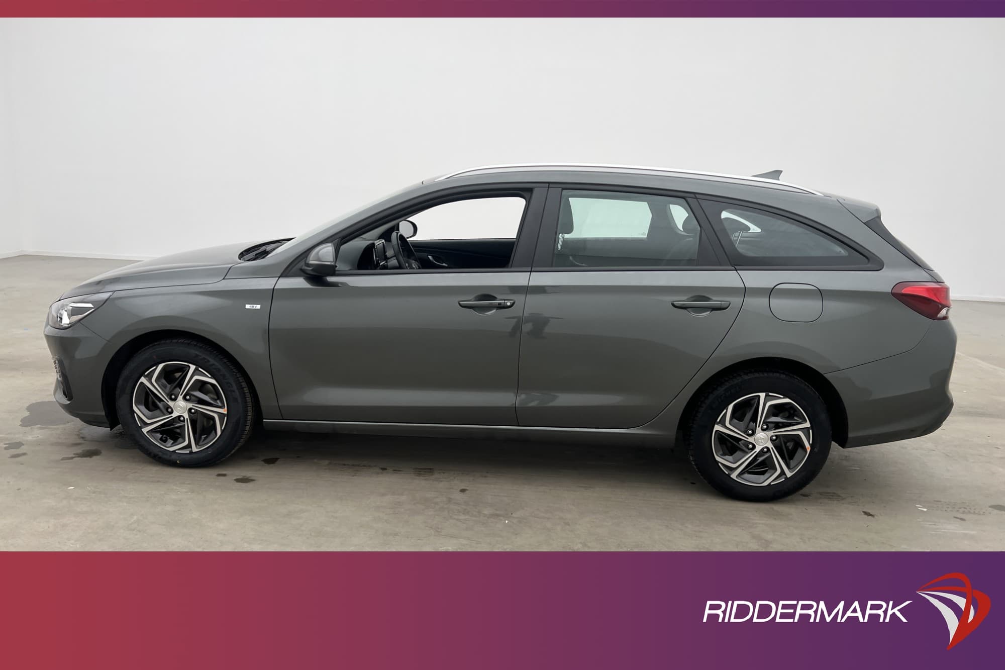 Hyundai i30 1.0 T-GDI 120hk Essential B-Kamera Rattvärme