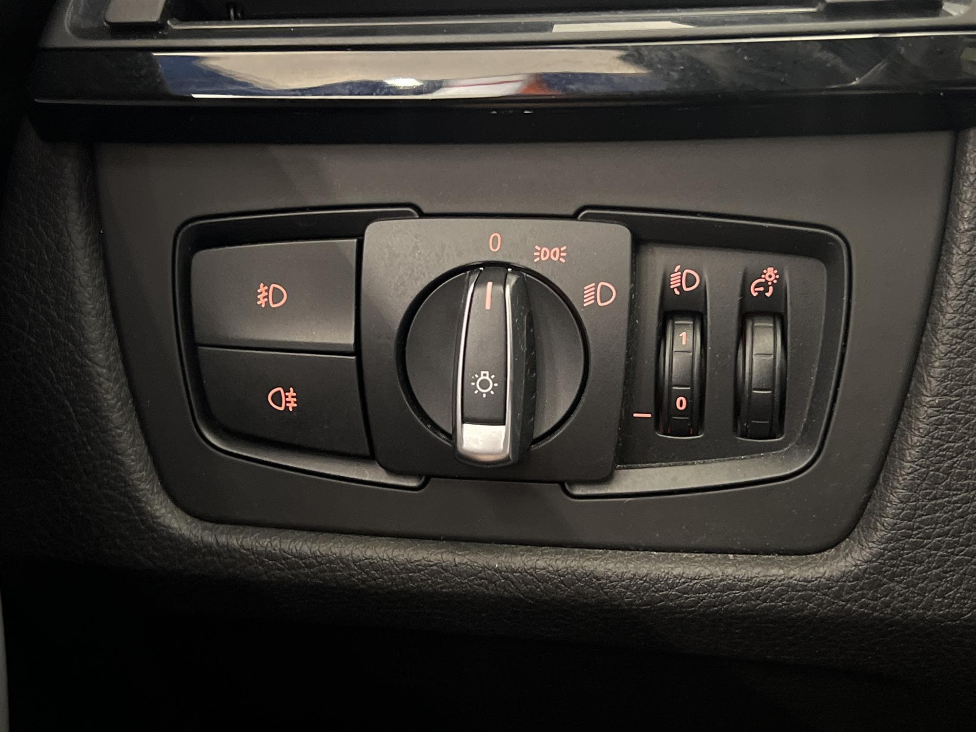 BMW 328i xDrive 245hk Pano M-Värm H/K Navi B-Kam Skinn PDC