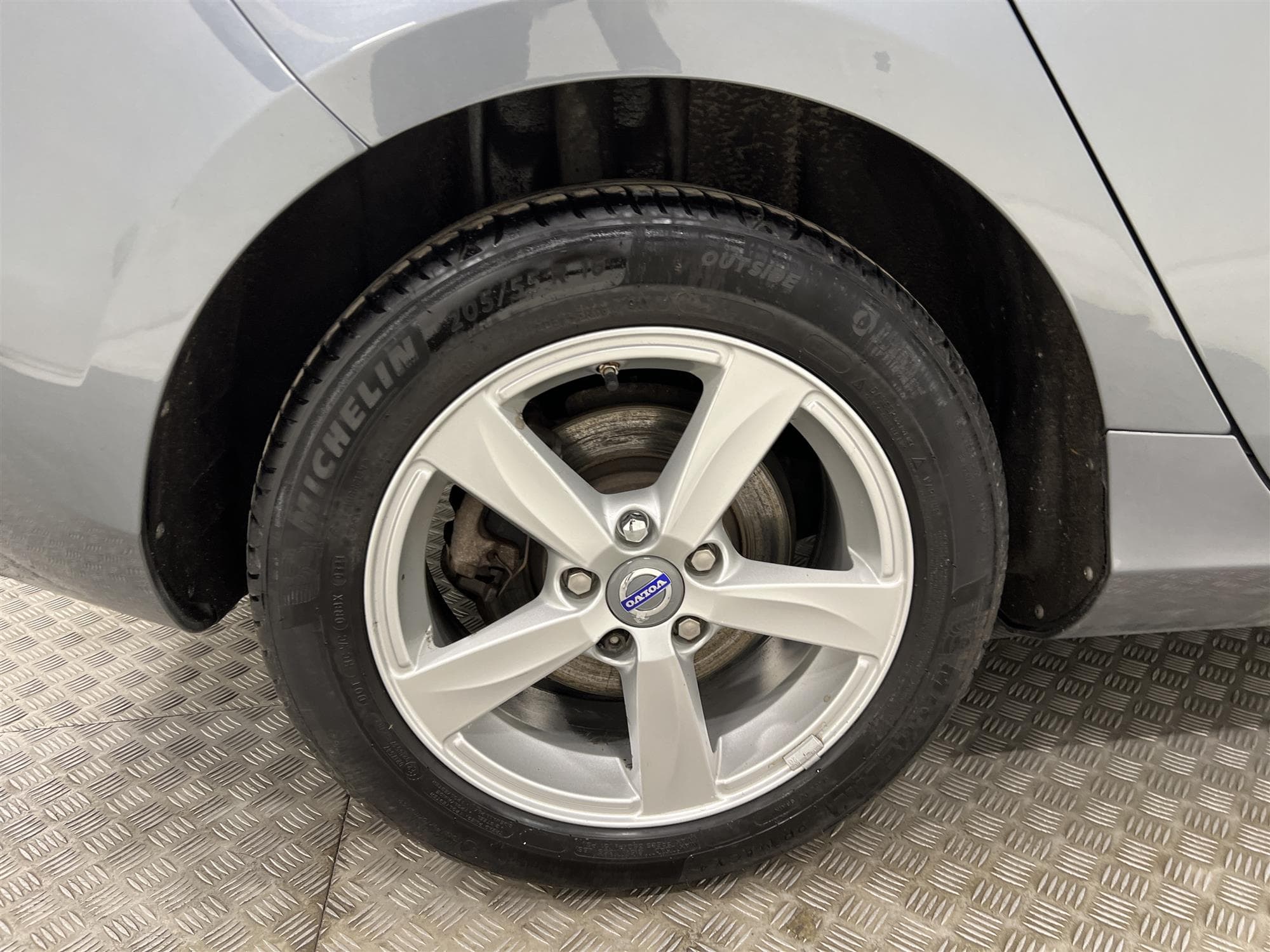 Volvo V40 T3 150hk  Momentum Välservad D-Värm Drag