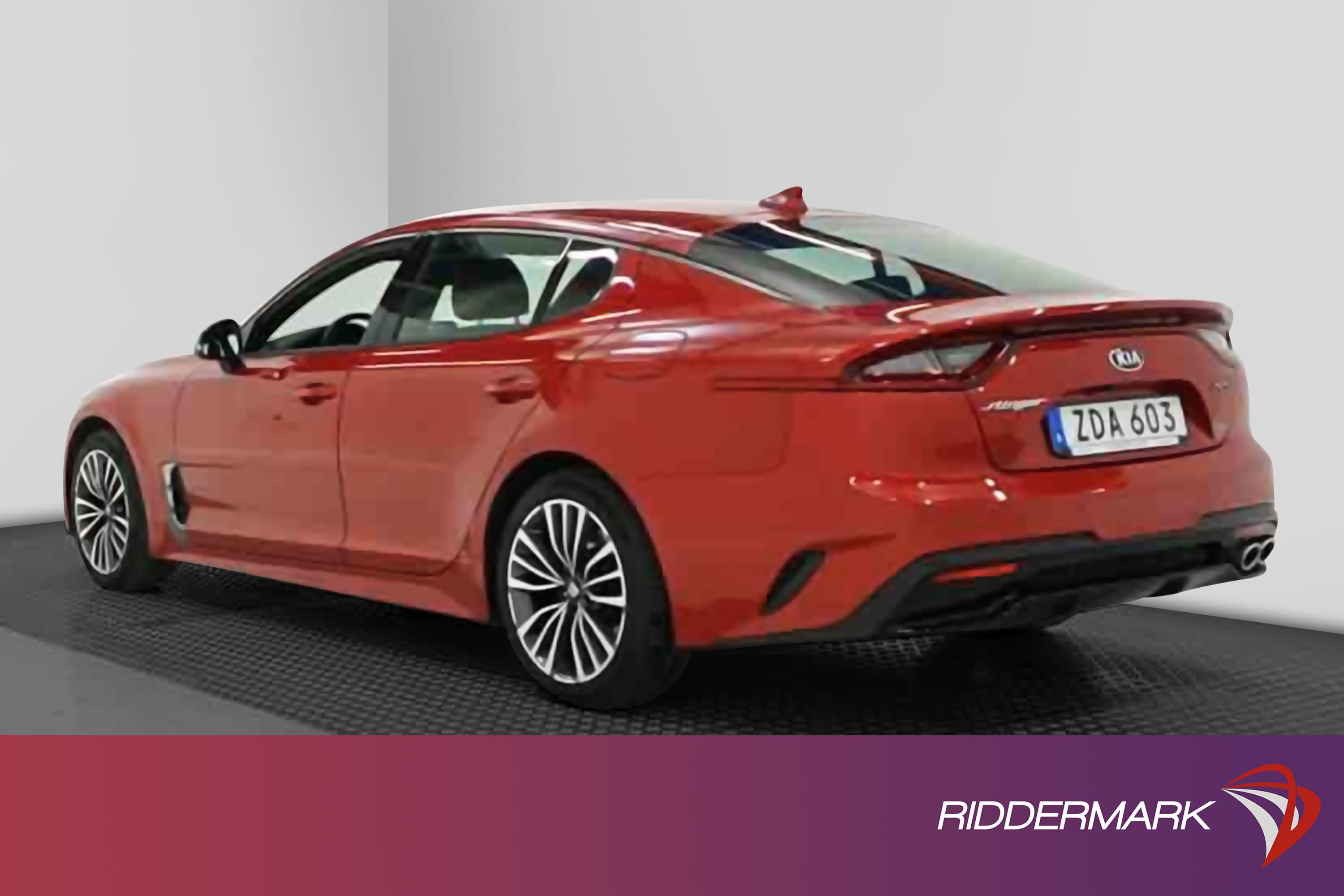 Kia Stinger 2.2 CRDi AWD GT-Line Skinn Navi H/K 360° HUDexteriör