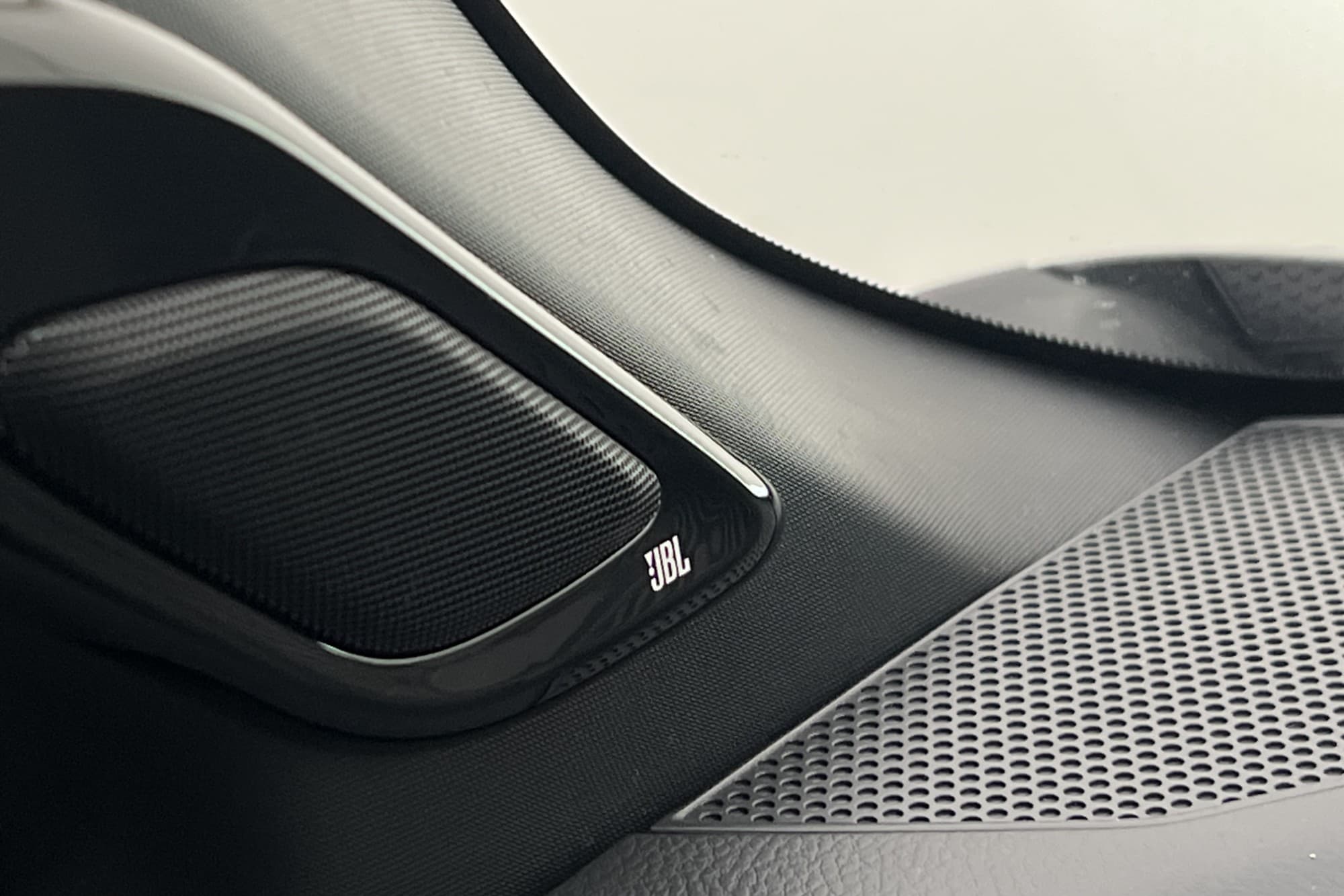 Toyota C-HR Hybrid 122hk X-Edition JBL Kamera Rattvärme Navi