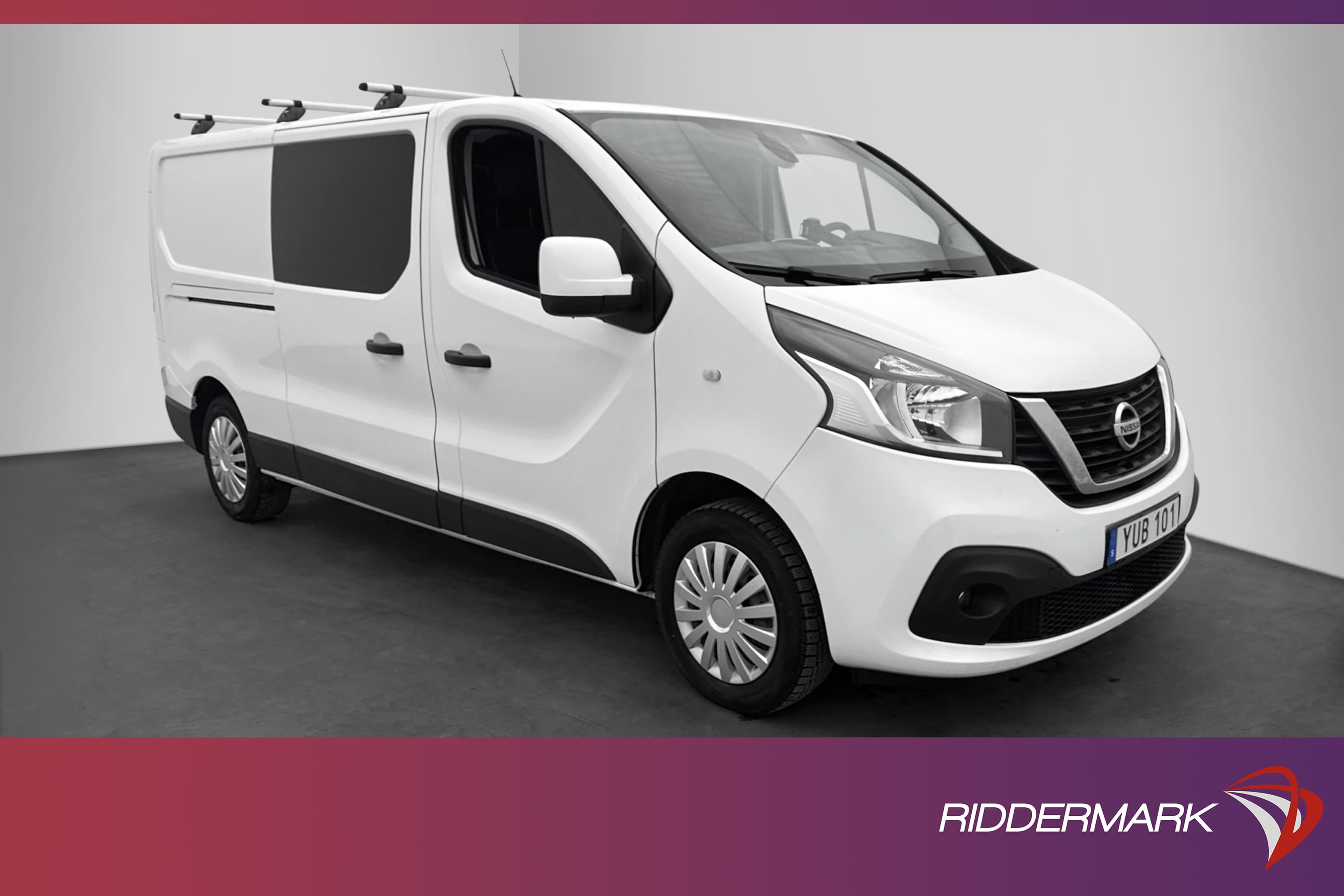 Nissan NV300 CrewVan L2