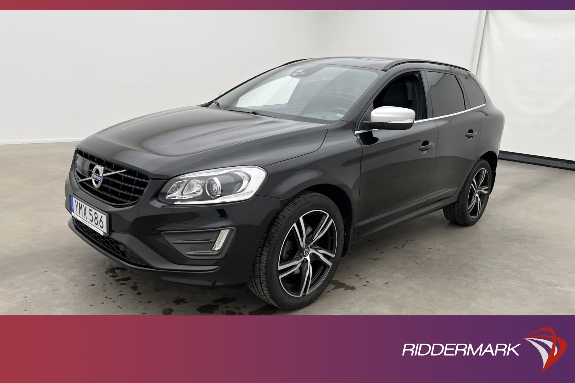 Volvo XC60 D4 AWD R-Design Pano Drag Skinn VOC D-Värm Kamera