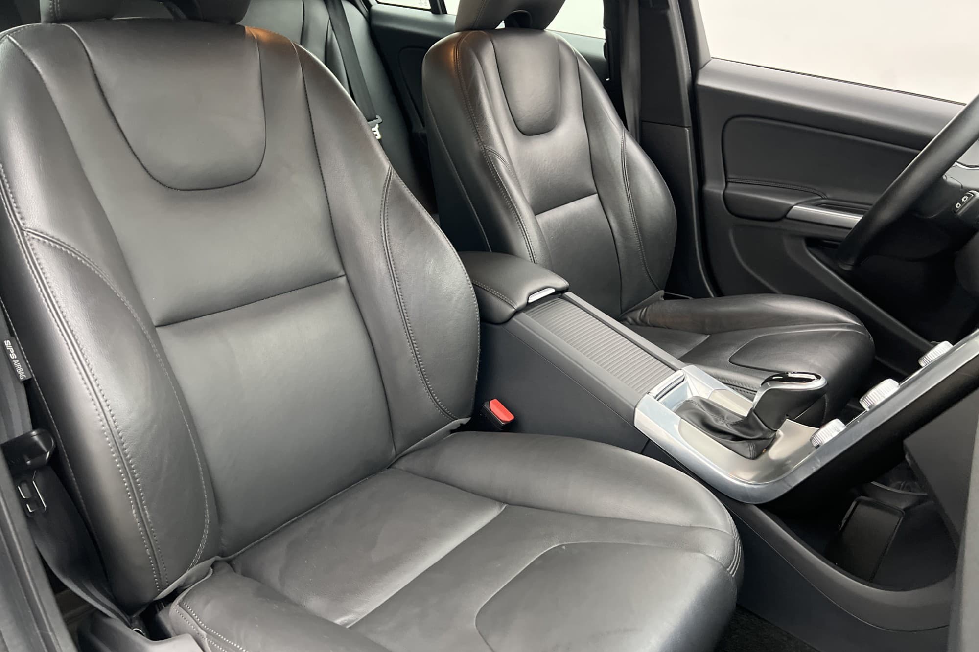 Volvo V60 D4 190hk Summum VOC Värmare Keyless 0,44L/mil