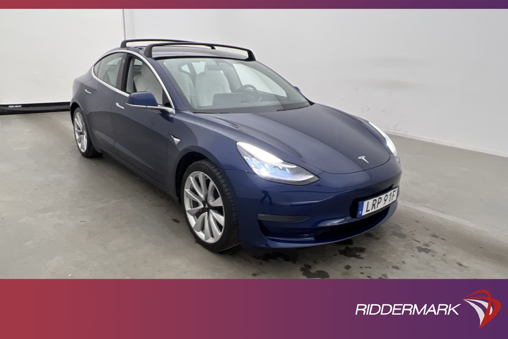 Tesla Model 3 Long Rang AWD FSD Ljus-Interiö Svensksåld MOMS