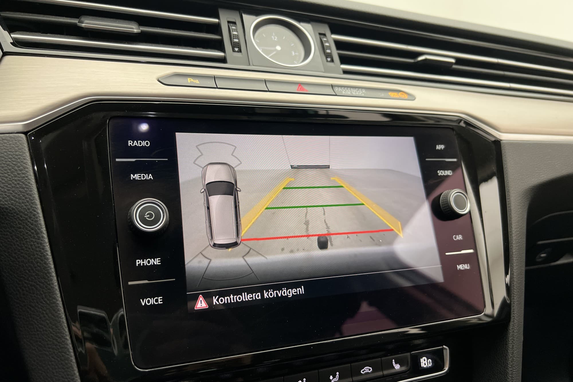 Volkswagen Passat 2.0 TDI 4M 190hk R Line Cockpit DVärm Drag