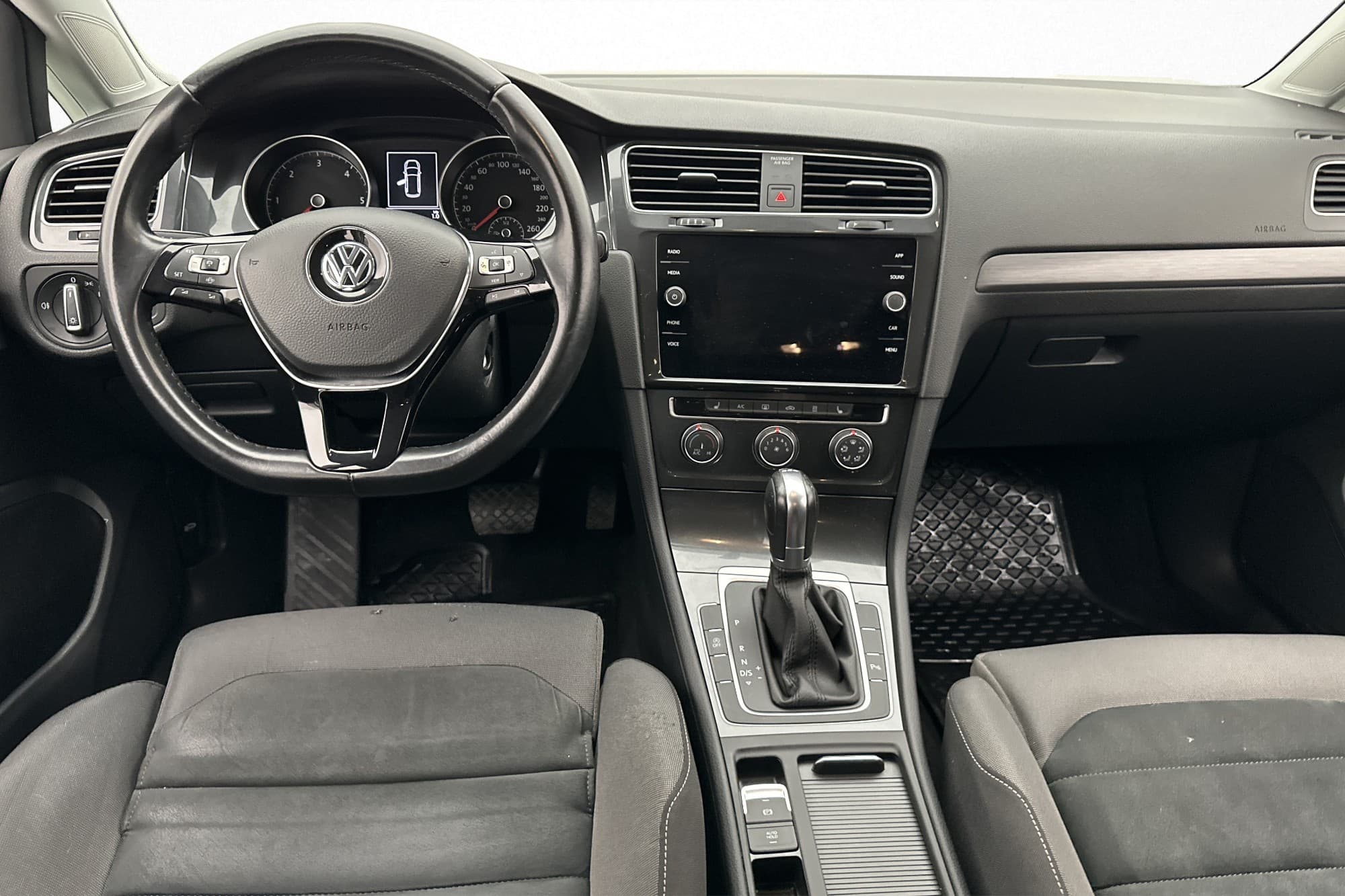 Volkswagen Golf SC 116hk D-Värmare CarPlay LED-Ramp MOMS