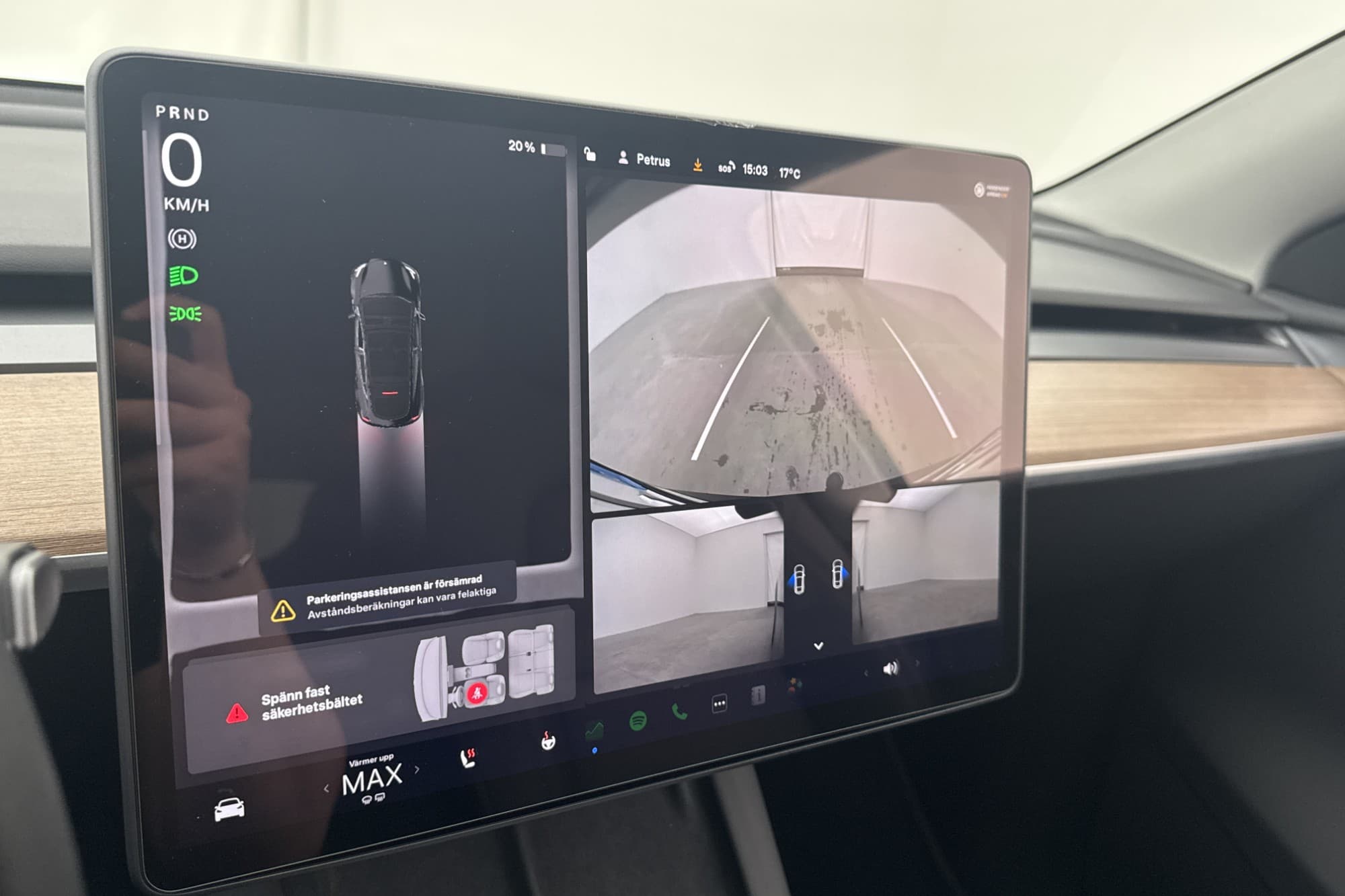 Tesla Model Y Long Range AWD Dragkrok Uppgraderad AP MOMS