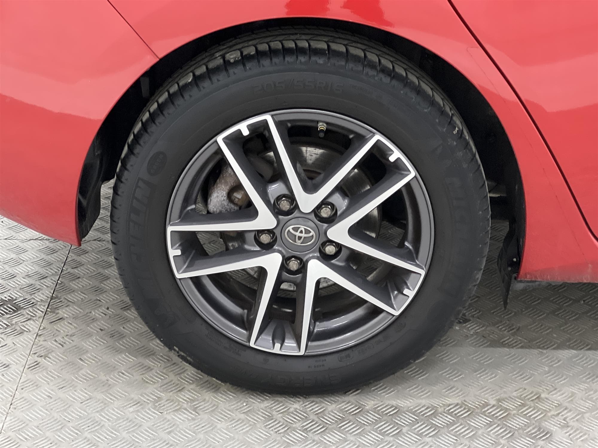 Toyota  Auris 1.6 132hk 1 Brukare M&K-Värm B-Kam 0,57L/mil