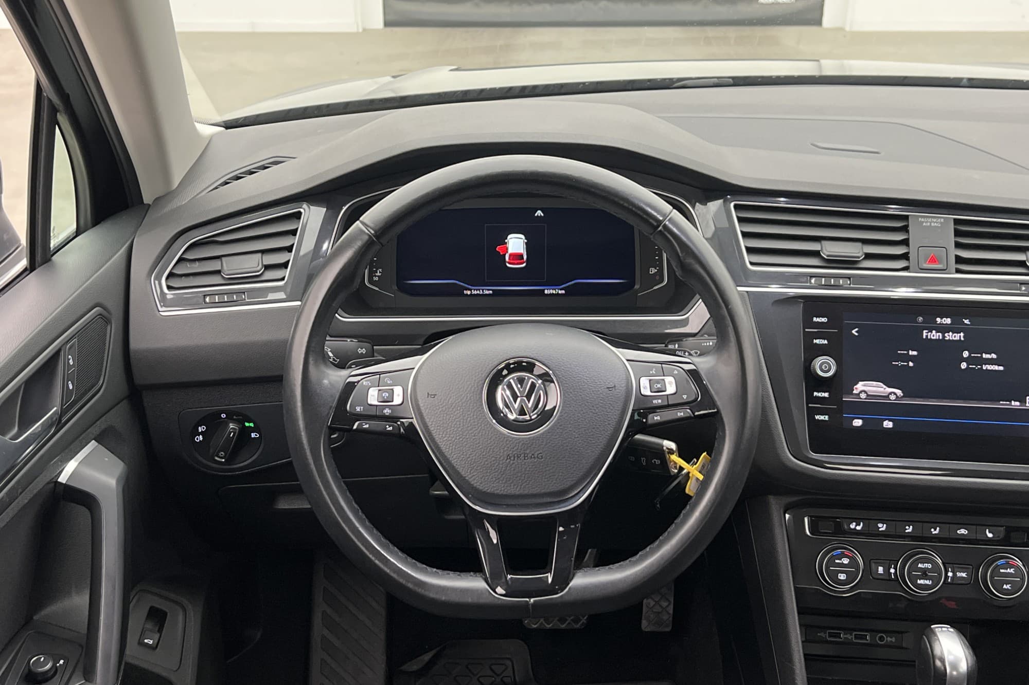 Volkswagen Tiguan 2.0 TDI 4M R-Line Cockpit D-Värmare Kamera