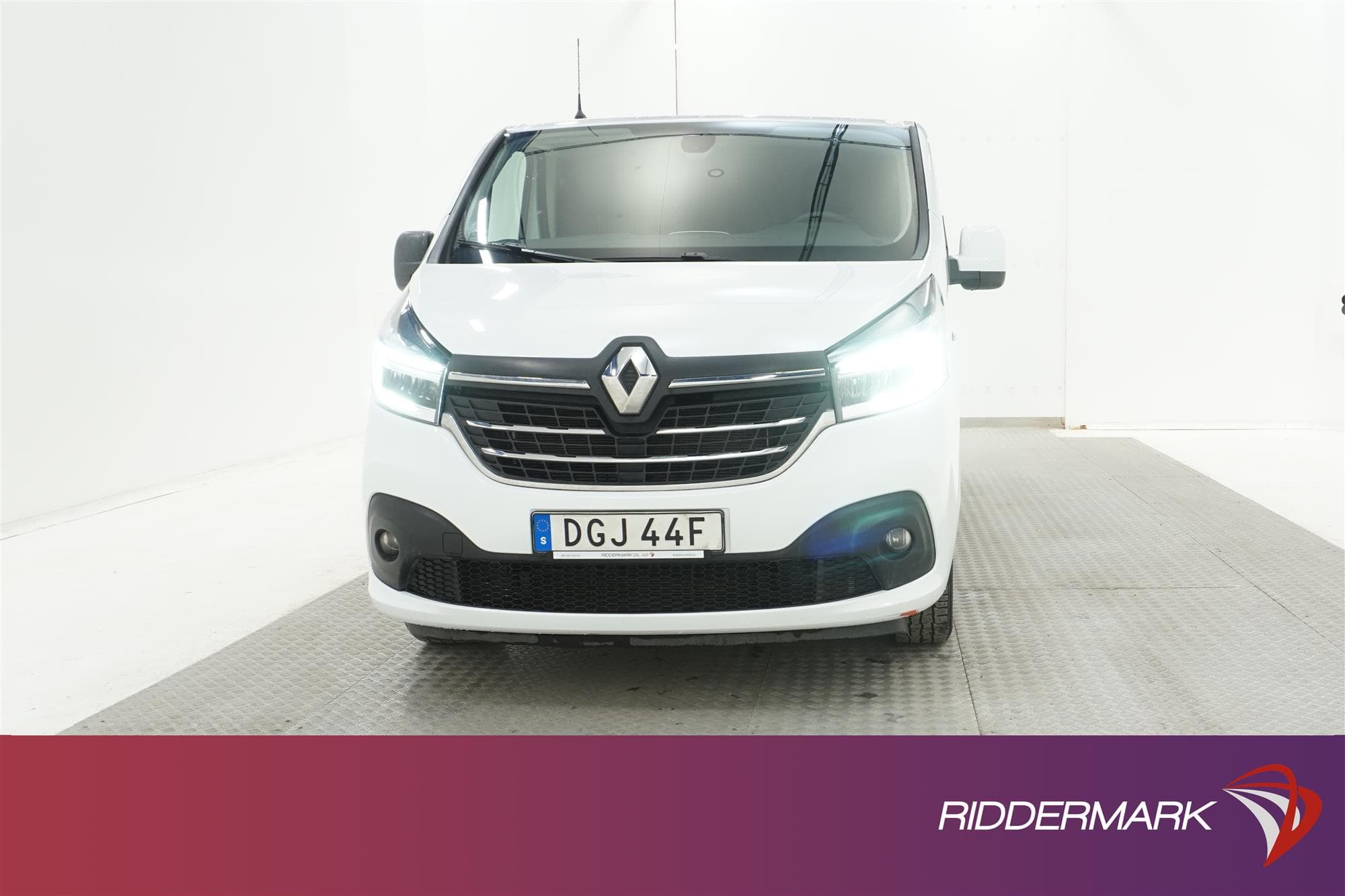 Renault Trafic 2.0 dCi Automat 145hk Nordic Line L2   Moms