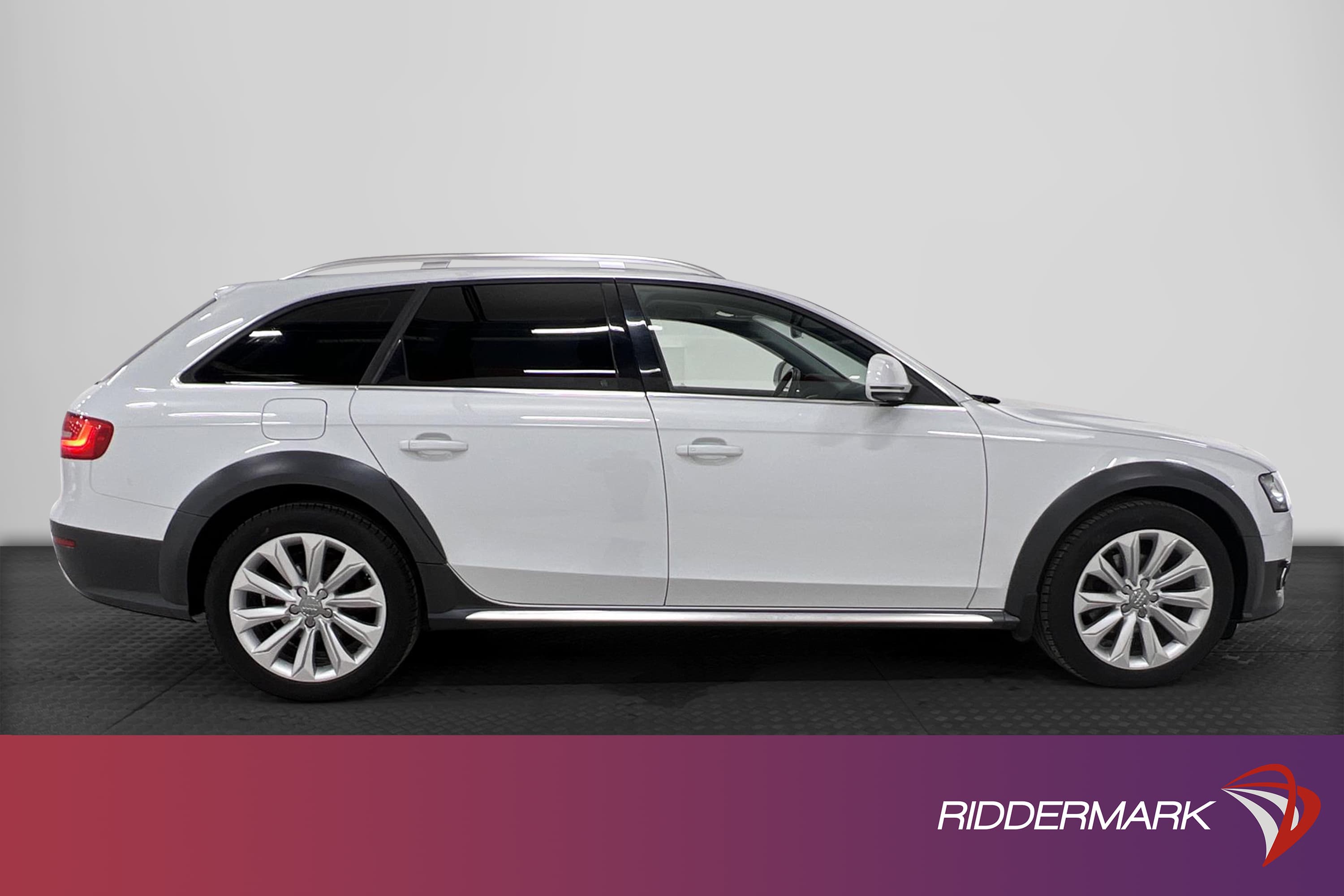 Audi A4 Allroad Quattro 190hk Motorvärmare Drag Alcantara