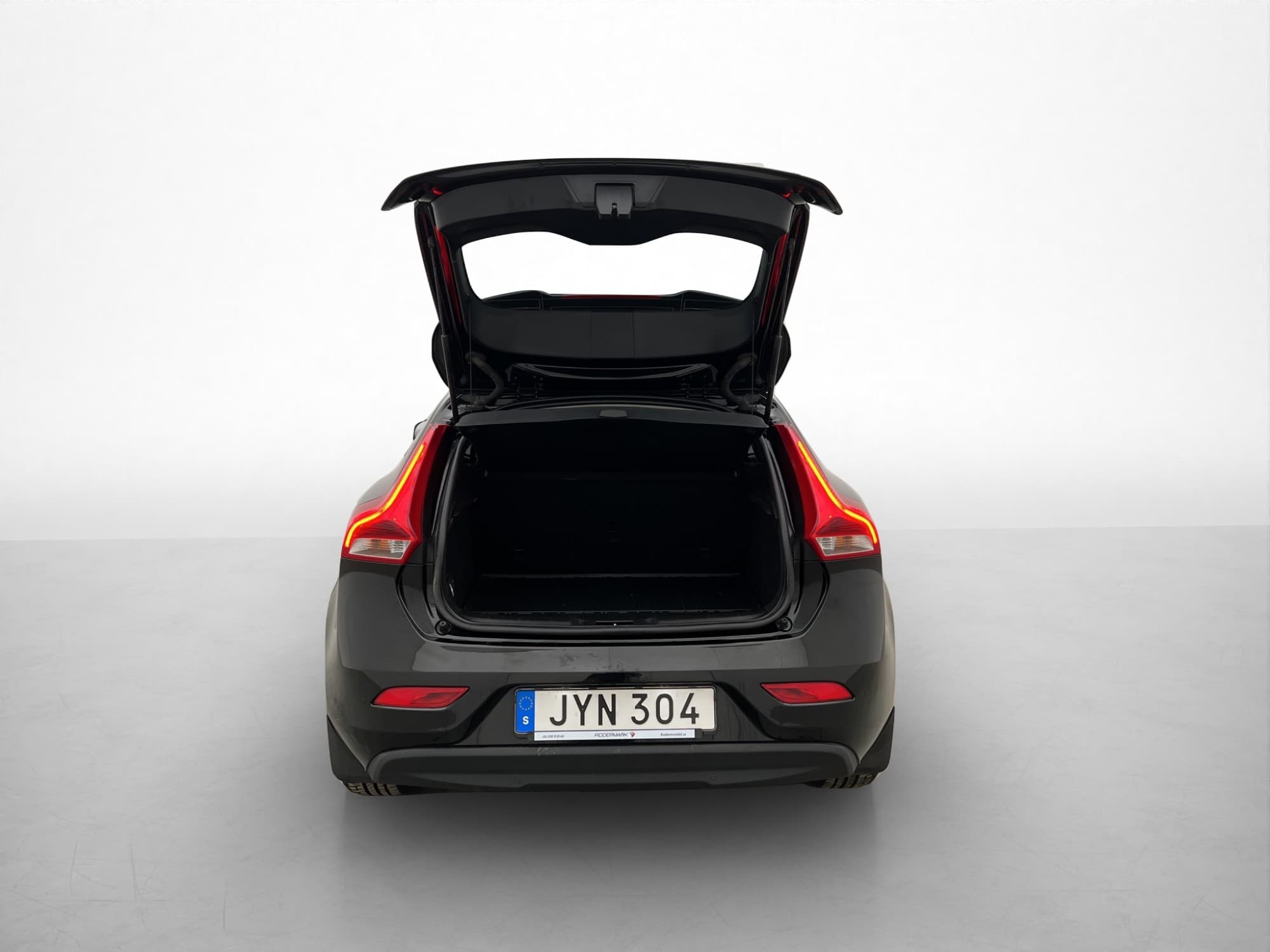 Volvo V40 D2 Kinetic VOC Värmare Sensorer Skinn Farthållare