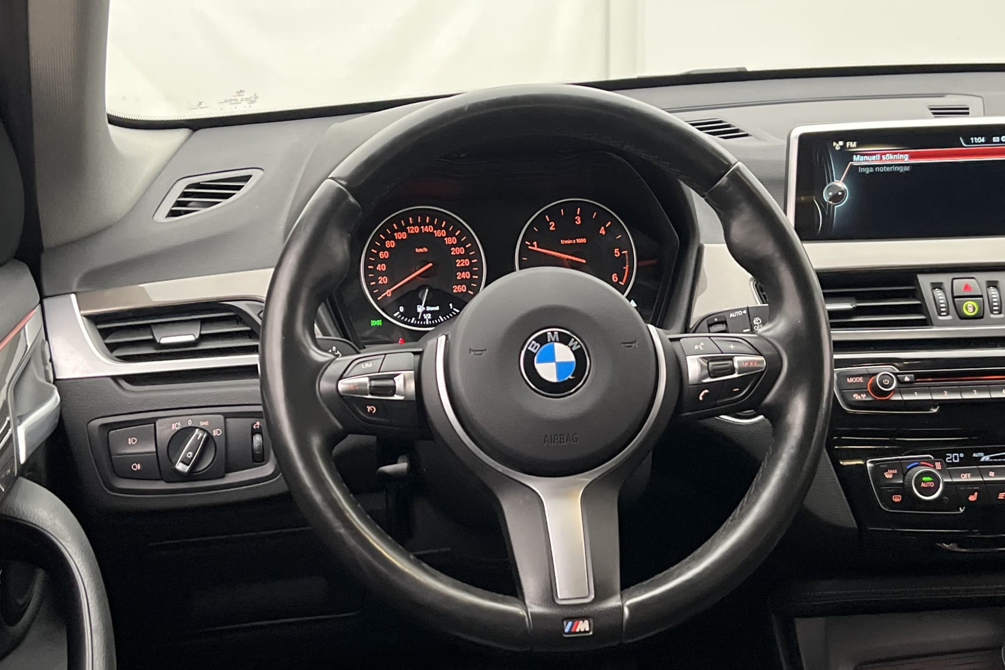 BMW X1 xDrive20d 190hk xLine Kamera HUD Navi 0,49L/mil