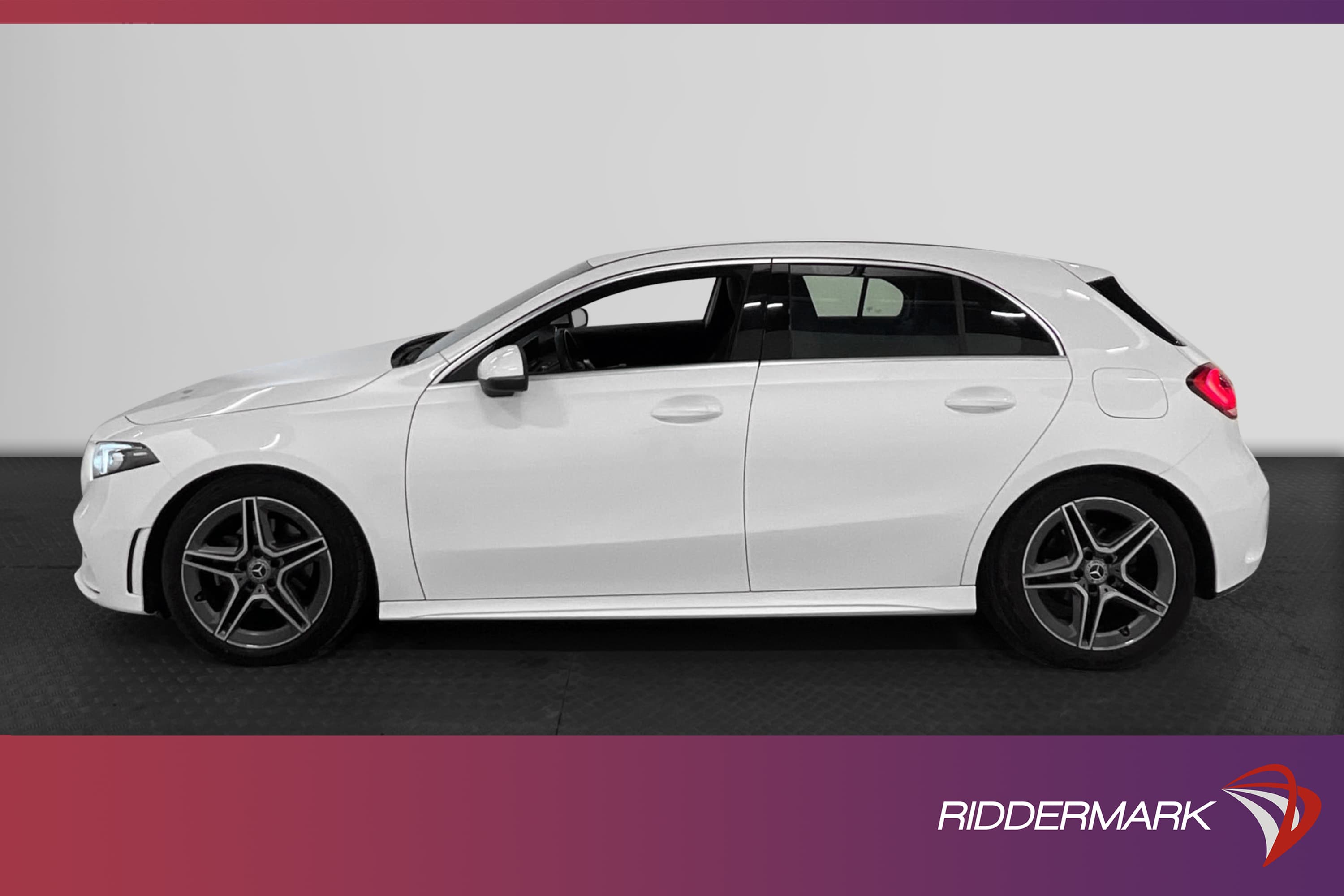 Mercedes-Benz A 180 7G-DCT 136hk