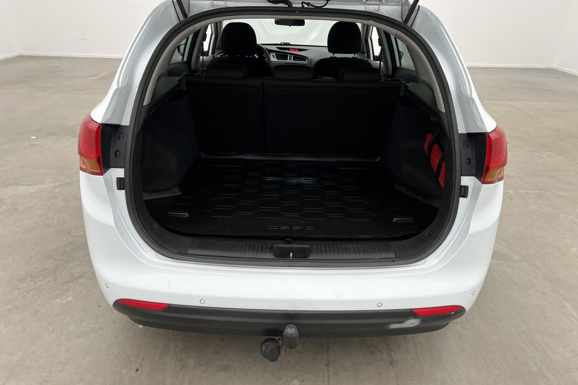 Kia Ceed Sportswagon 1.4 90hk M/K-Värmare Drag Rattvärme