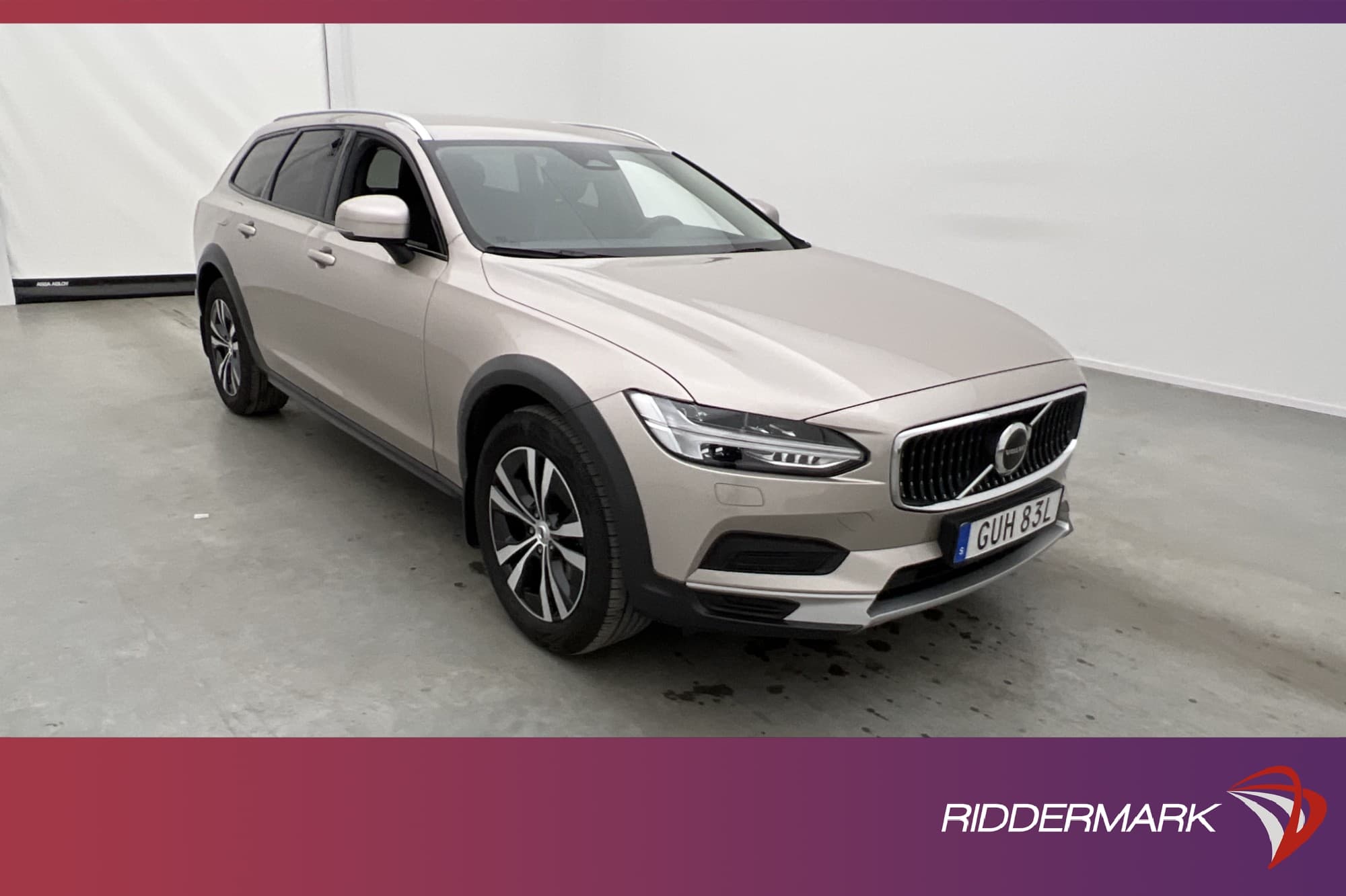 Volvo V90 Cross Country B4 AWD