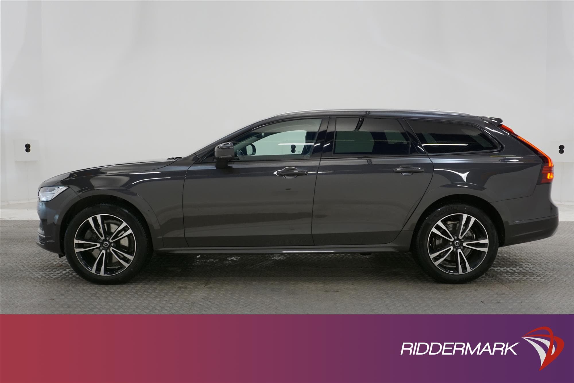 Volvo V90 Cross Country