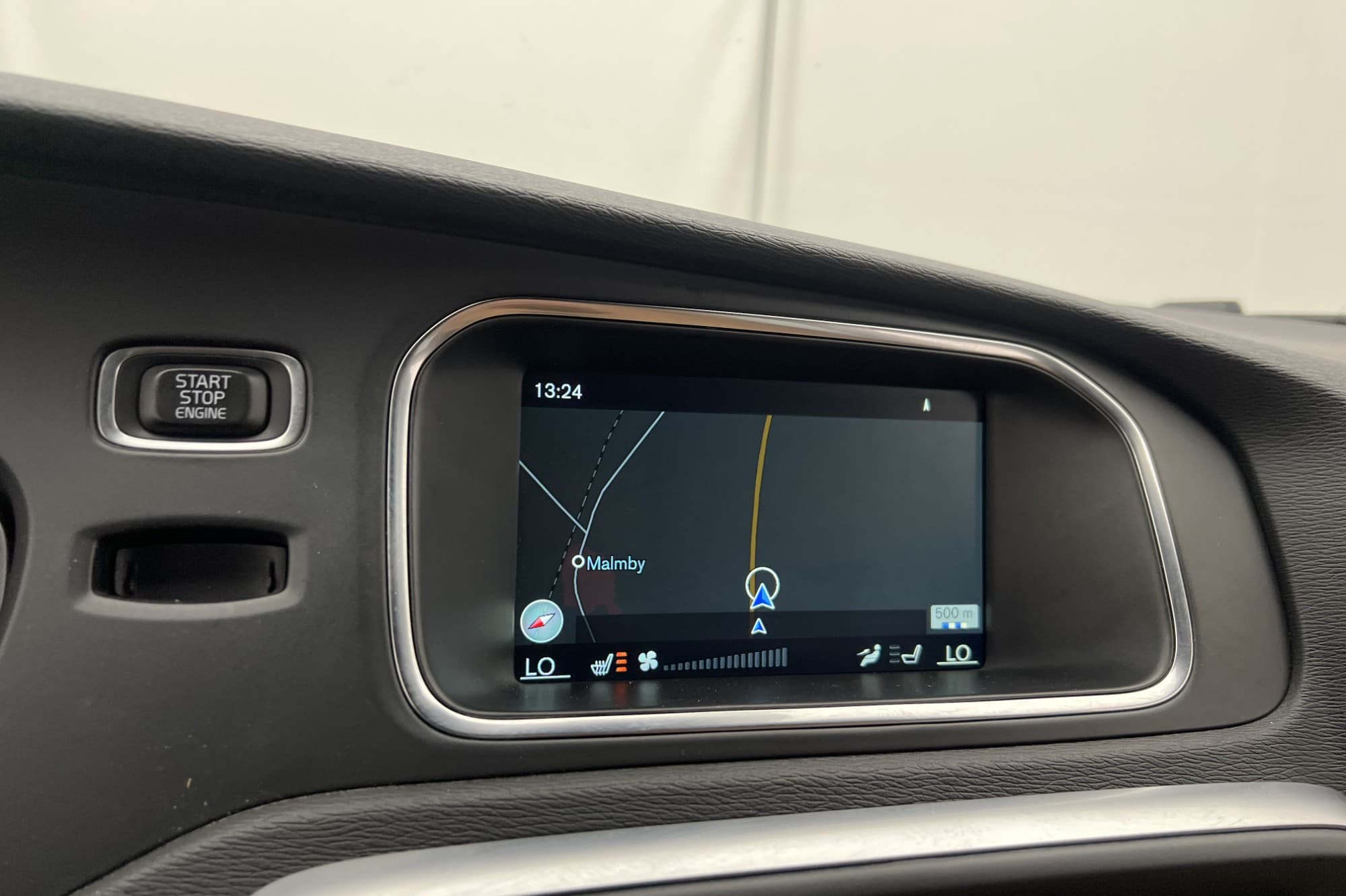 Volvo V40 D2 Inscription Skinn VOC P-Värmare Kamera BLIS GPS