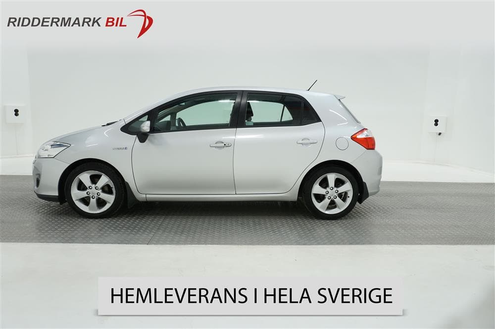 Toyota Auris 1.8 HSD VVT-i 99hk