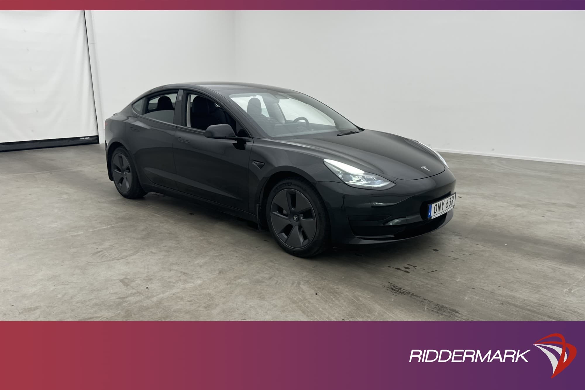 Tesla Model 3 Standard Range Plus 325hk