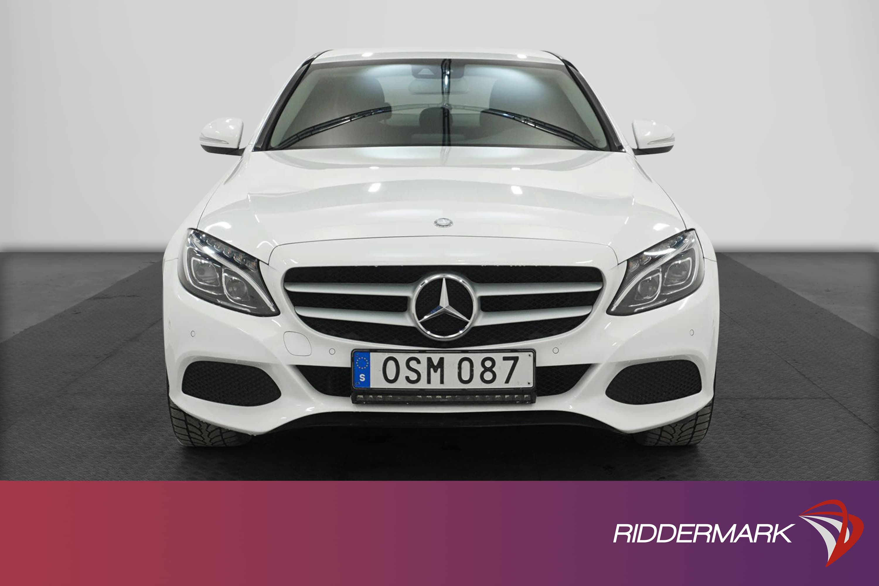 Mercedes-Benz C 220 BlueTEC 170hk Navi PDC Välserv 0,43l/milexteriör