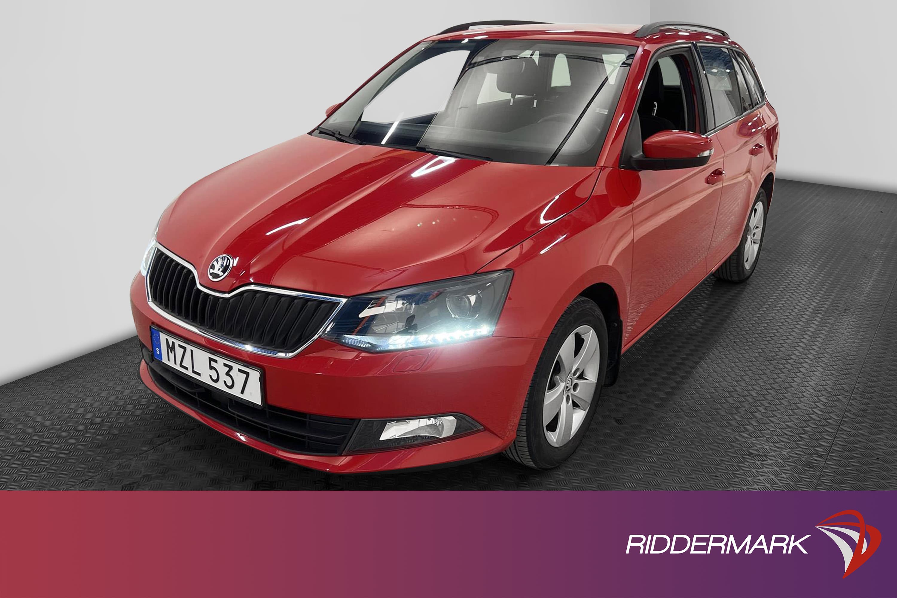 Skoda Fabia Kombi 1.2 TSI 90hk P-Sensor Låg Skatt 0,47L/mil