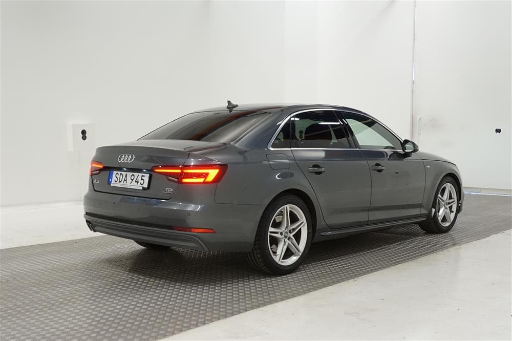 Audi A4 2.0 TDI 190hk Quattro S-line Låg Skatt 0,44l/milexteriör