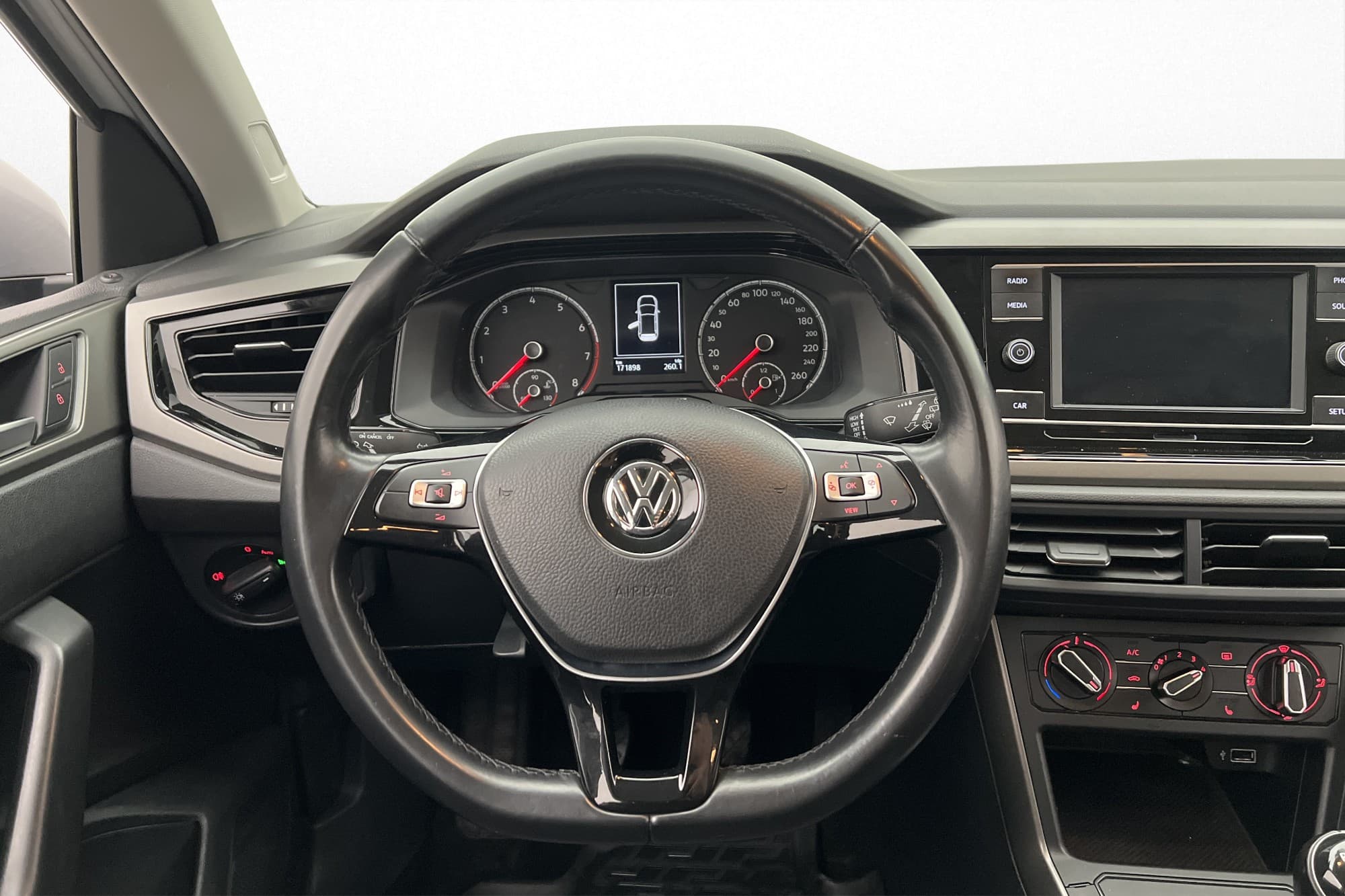 Volkswagen Polo 1.0 TSI 95hk Dragkrok P-Sensorer Bluetooth