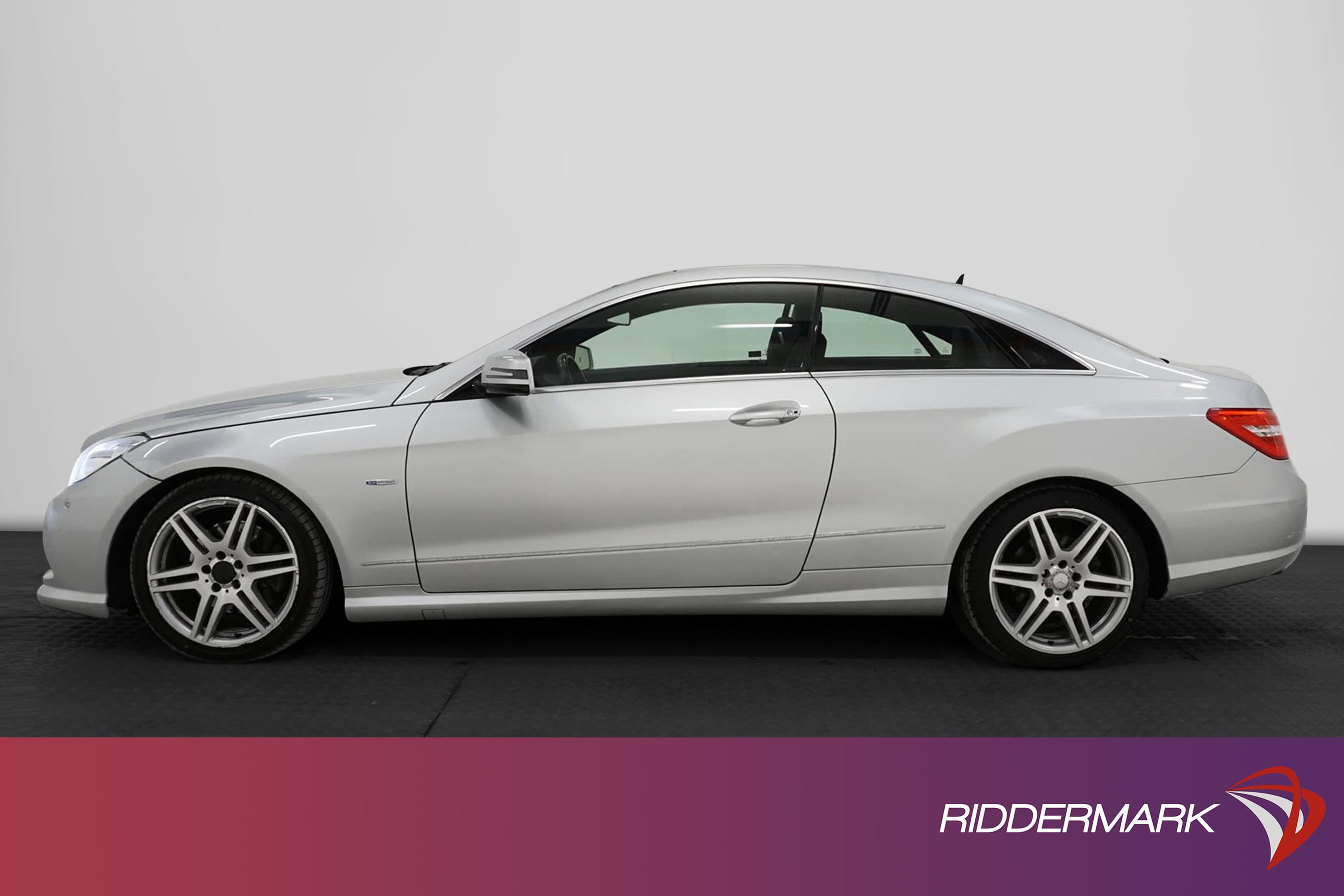 Mercedes-Benz E 220 CDI Coupé AMG Sport Panorama Skinn Värm