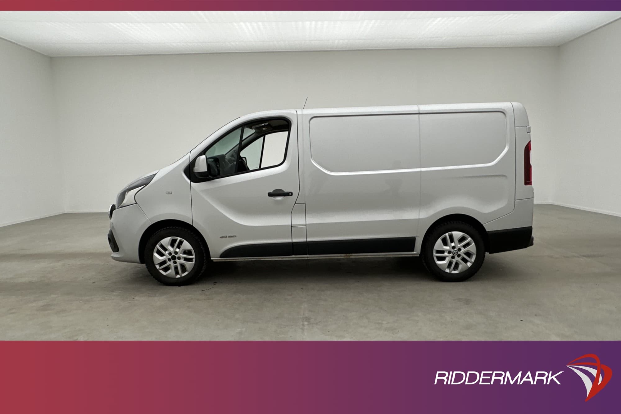 Nissan NV300