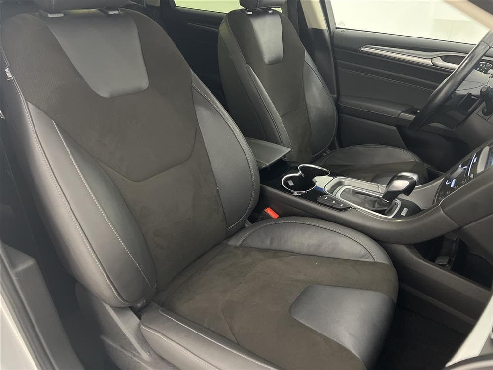Ford Mondeo 2.0 AWD 180hk Värmare Navi Kamera Drag 0,52l/mil