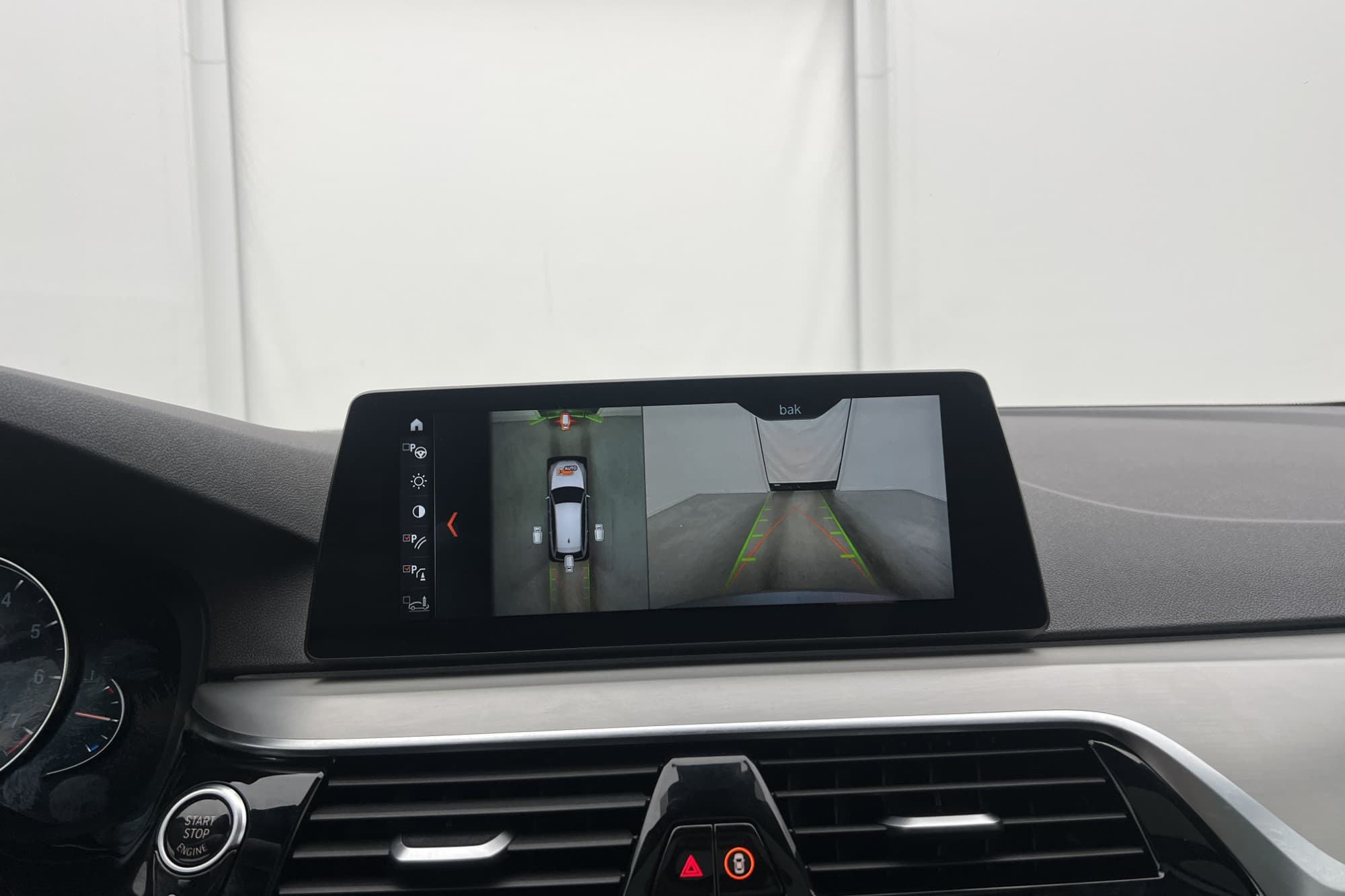 BMW 540 i xDrive Innovation Edition Pano HUD H/K Navi 360°