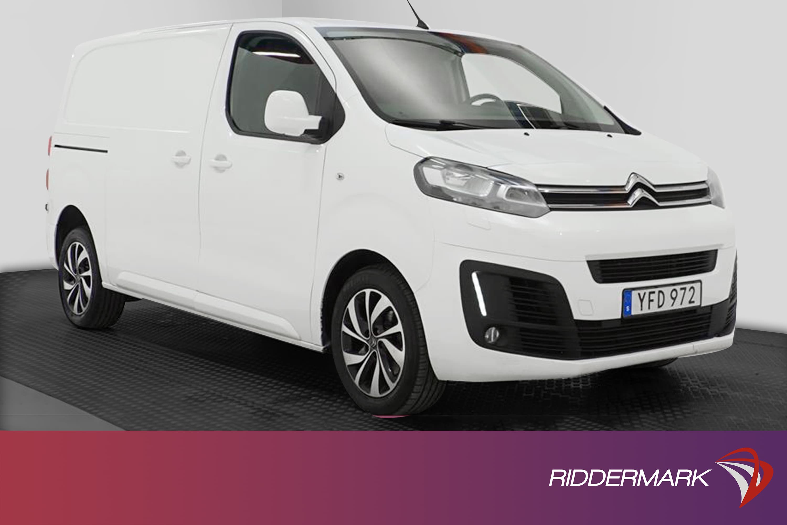 Citroën Jumpy Pro+ Lång 120hk Värmare Eu6 Navi Kamera Moms