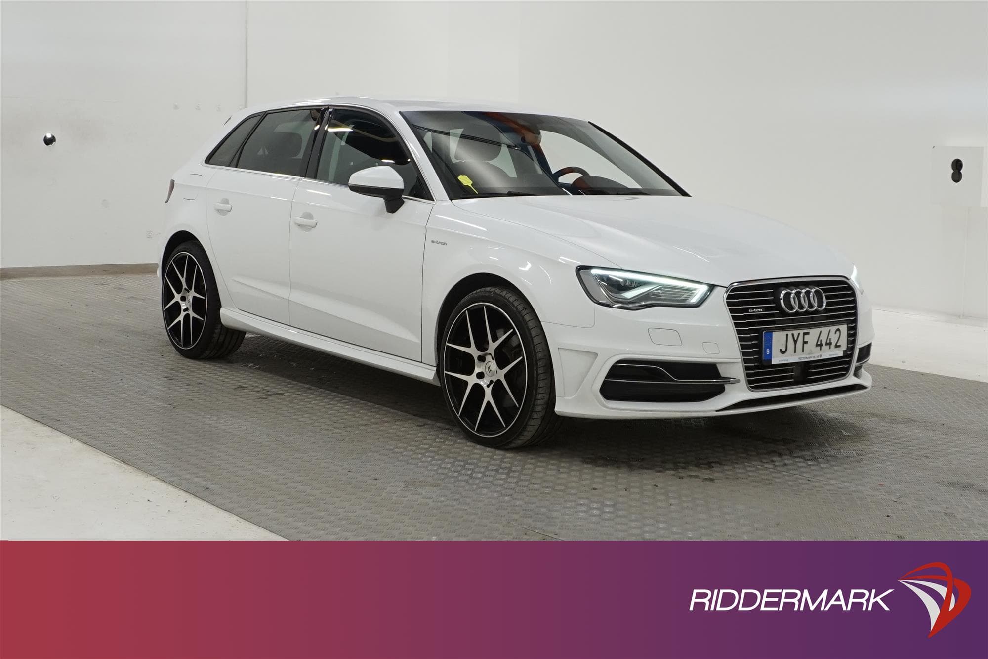 Audi A3 TFSI Plug-in Sportback 204hk