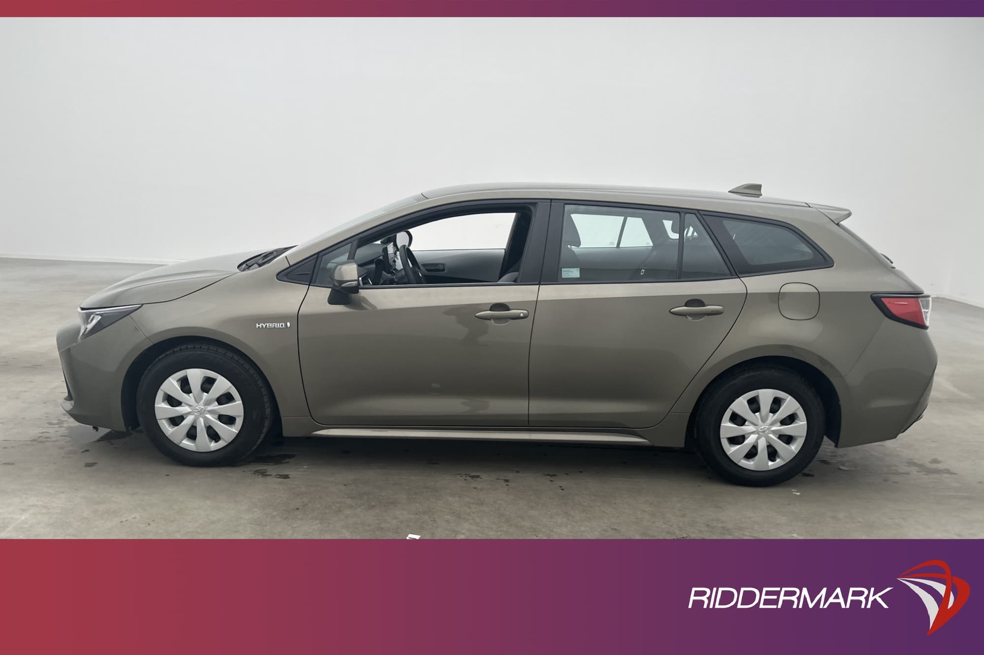 Toyota Corolla Touring Sports Hybrid 122hk Life M&K-Värmare