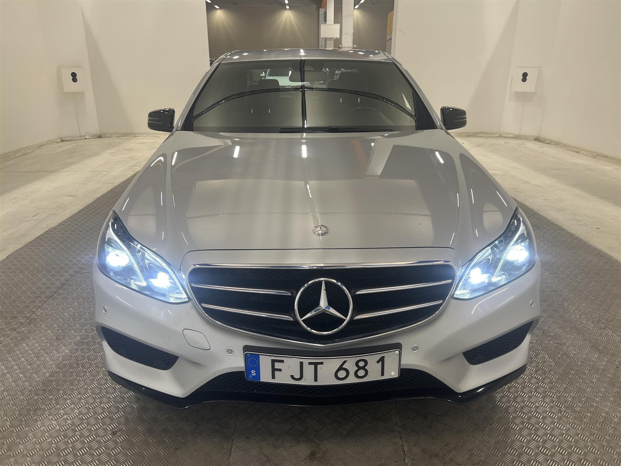 Mercedes-Benz E 220 4M 170hk AMG Harman/Kardon B-Kamera