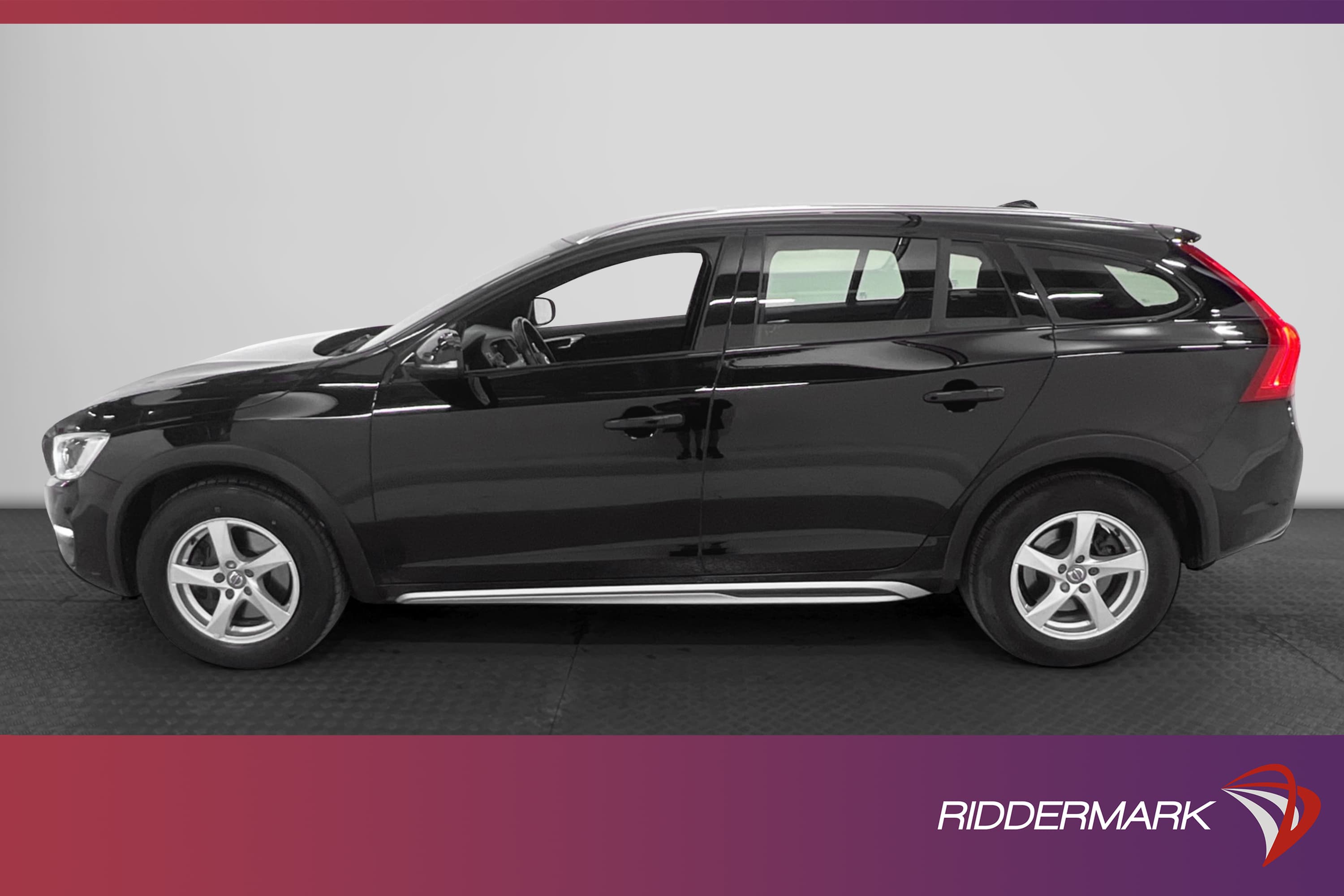 Volvo V60 Cross Country D4 AWD 190hk