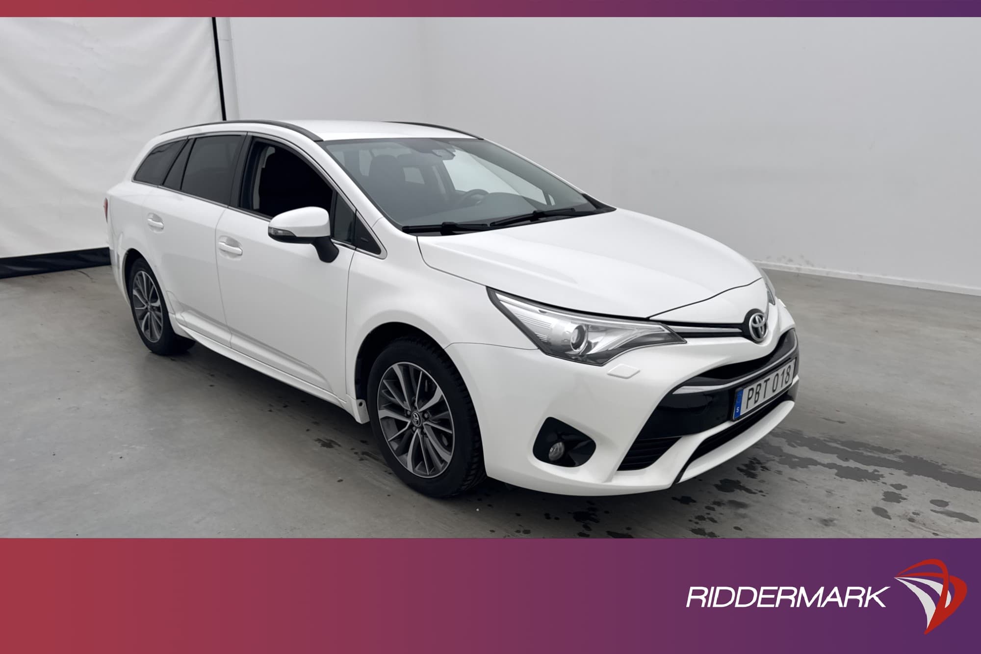 Toyota Avensis Kombi 1.8 147hk