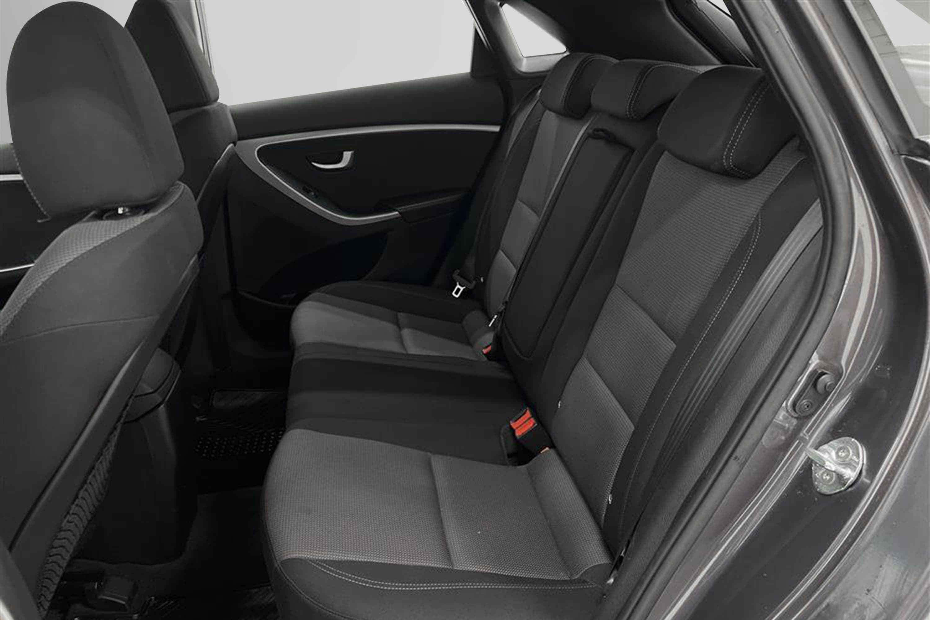 Hyundai i30 1.6 GDI 135hk Välservad PDC Låg Skatt 0,53l/mil