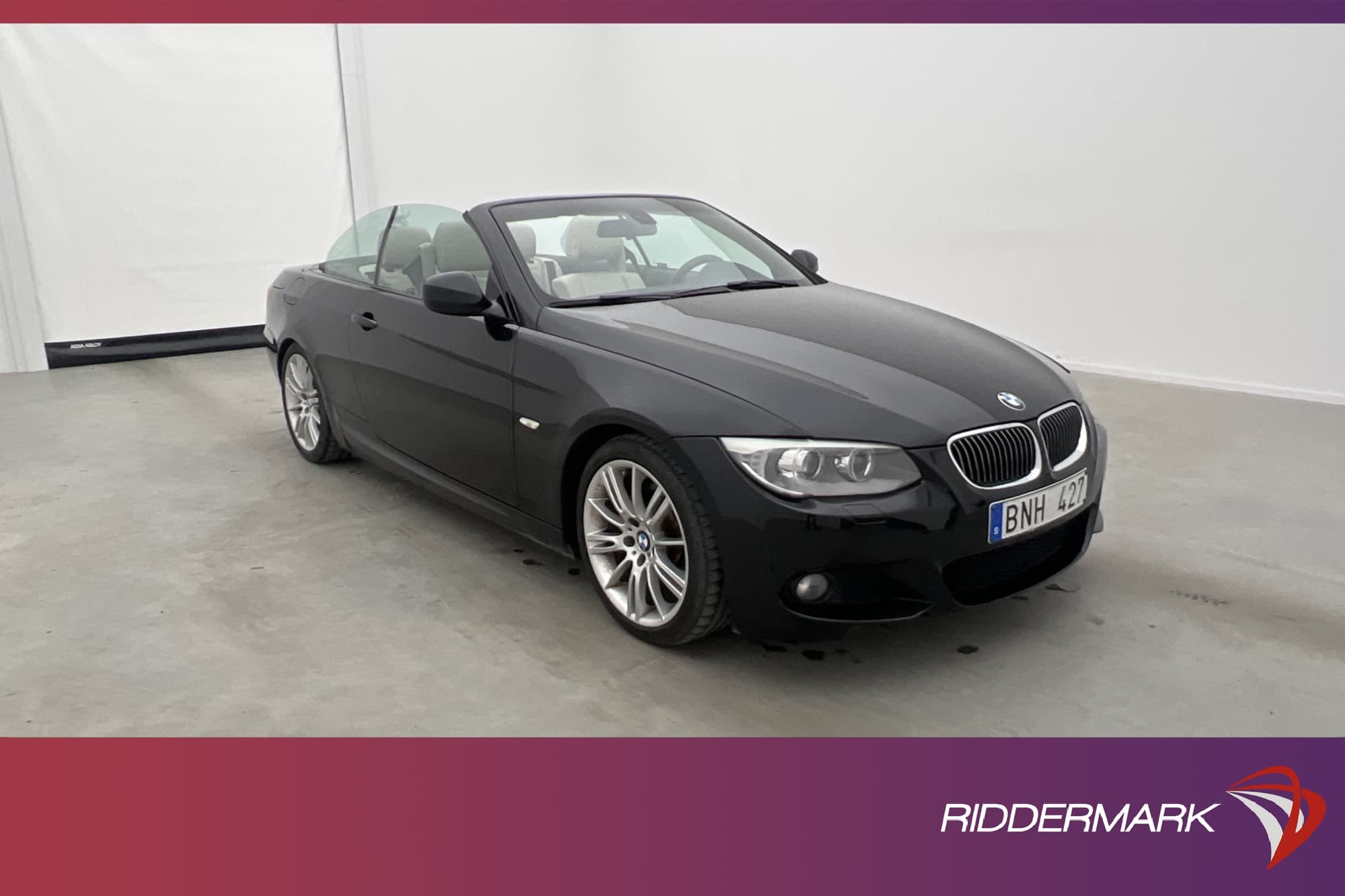 BMW 325i Convertible