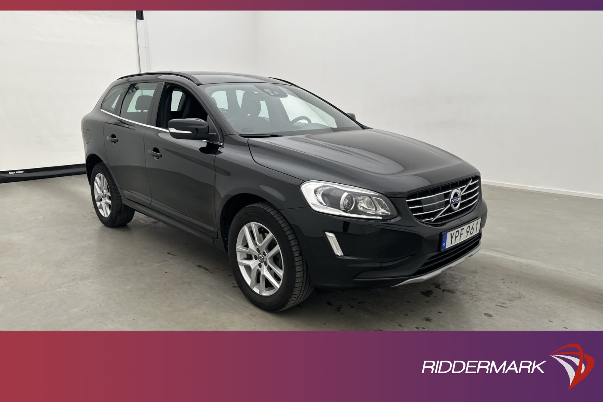 Volvo XC60 D4 AWD Classic Momentum VOC Värmare Dragkrok BLIS