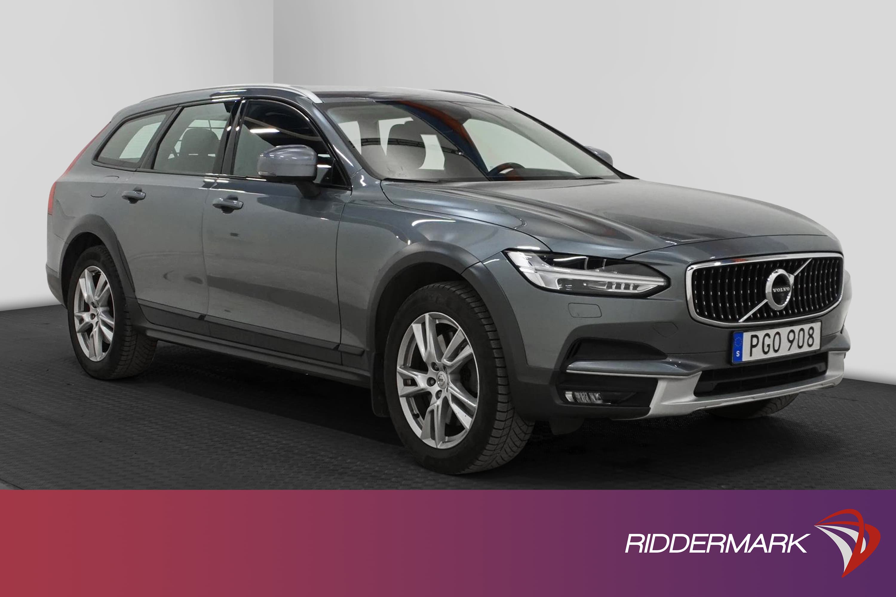 Volvo V90 Cross Country D4 AWD