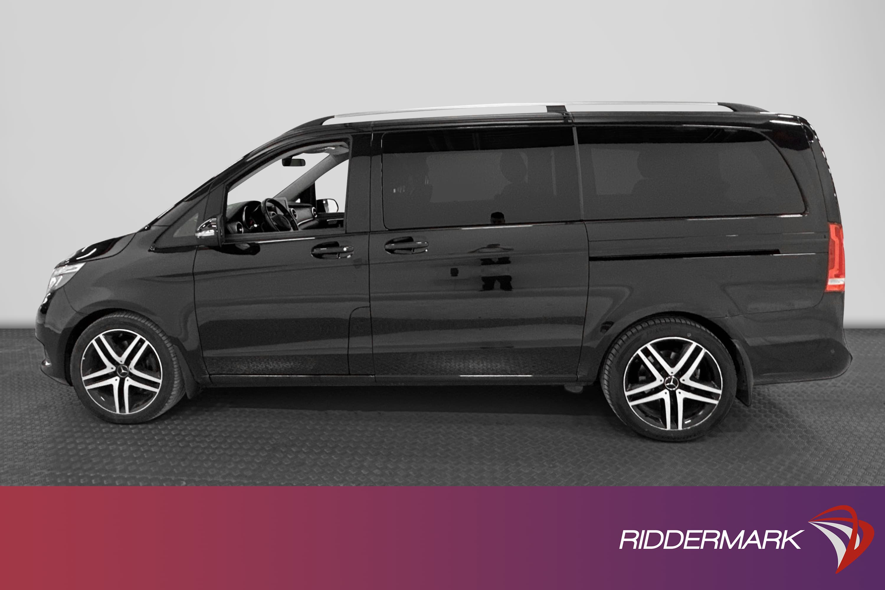 Mercedes-Benz V220 Lång Burmester Värmare Navi B-Kamera