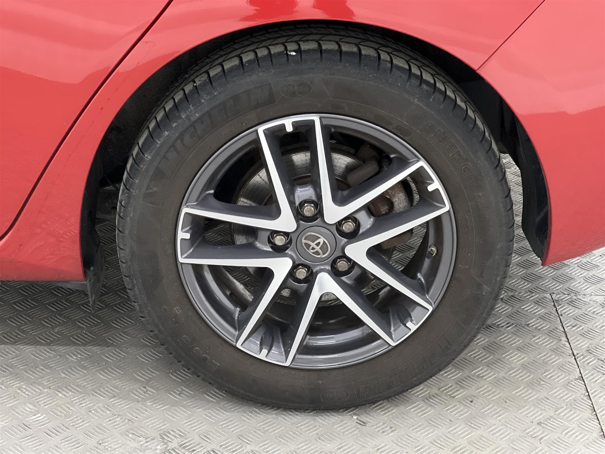 Toyota  Auris 1.6 132hk 1 Brukare M&K-Värm B-Kam 0,57L/mil