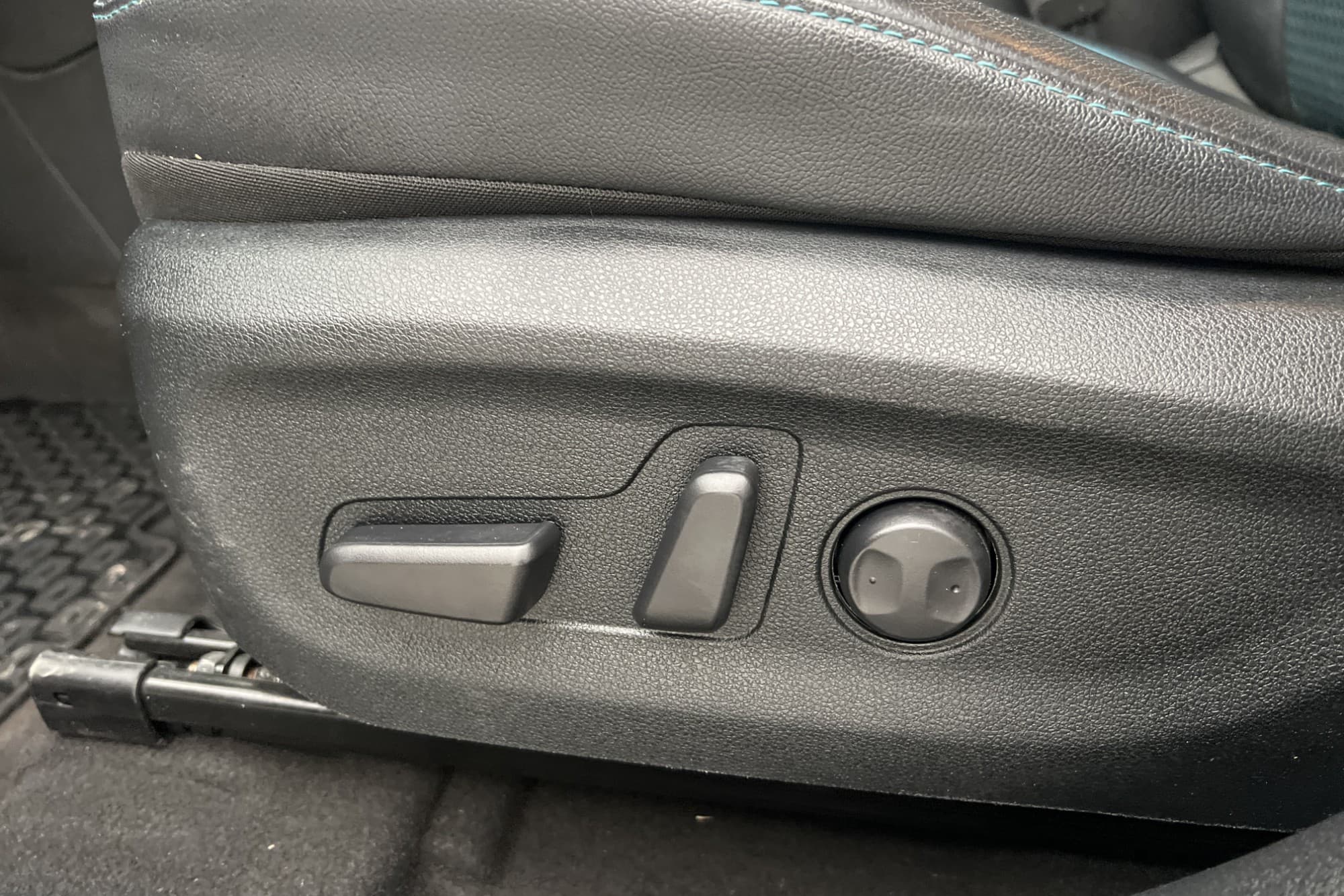 Kia E-Niro 64 kWh 204hk Advance Plus Kamera Skinn CarPlay