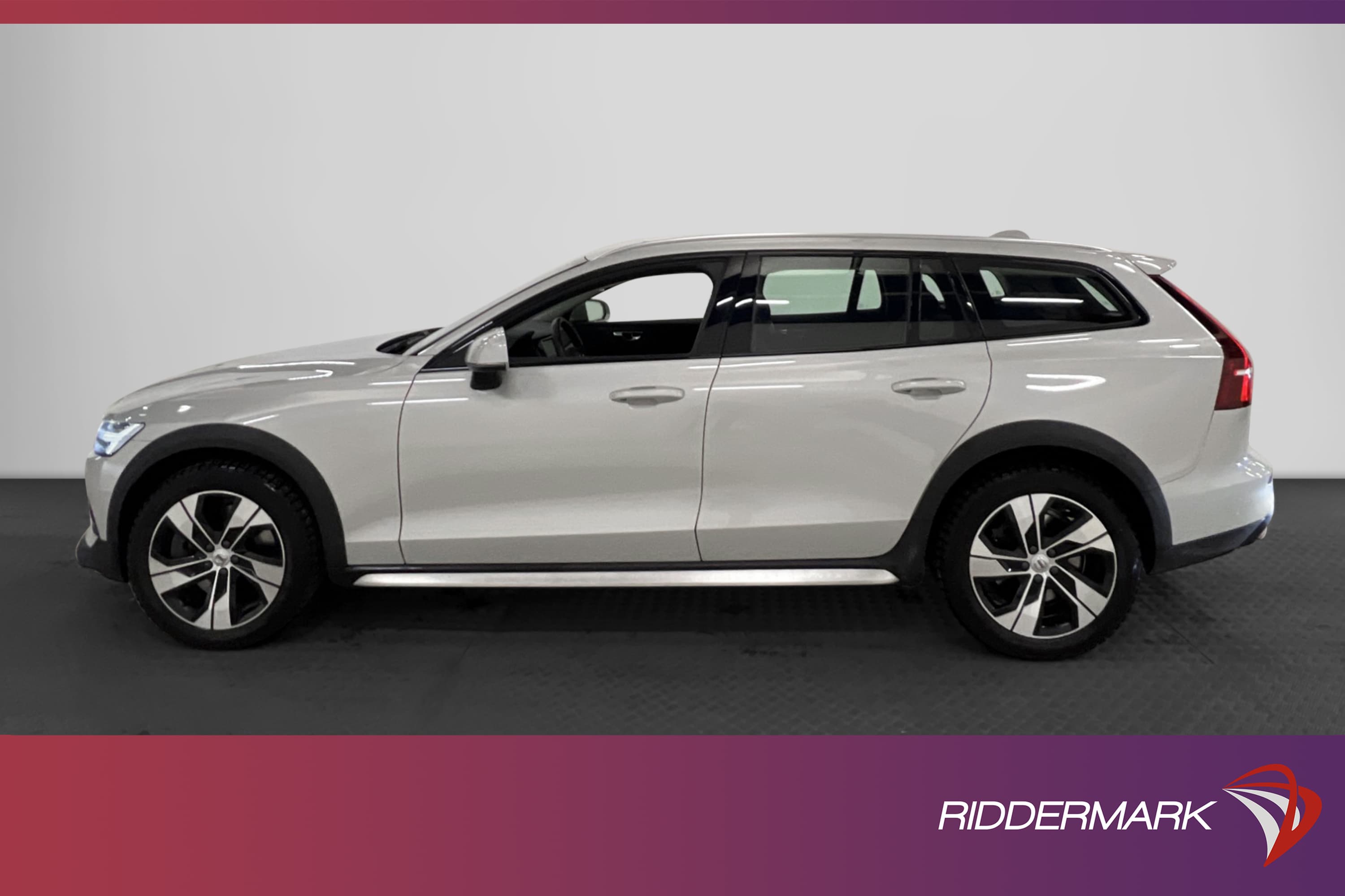 Volvo V60 Cross Country D4 AWD