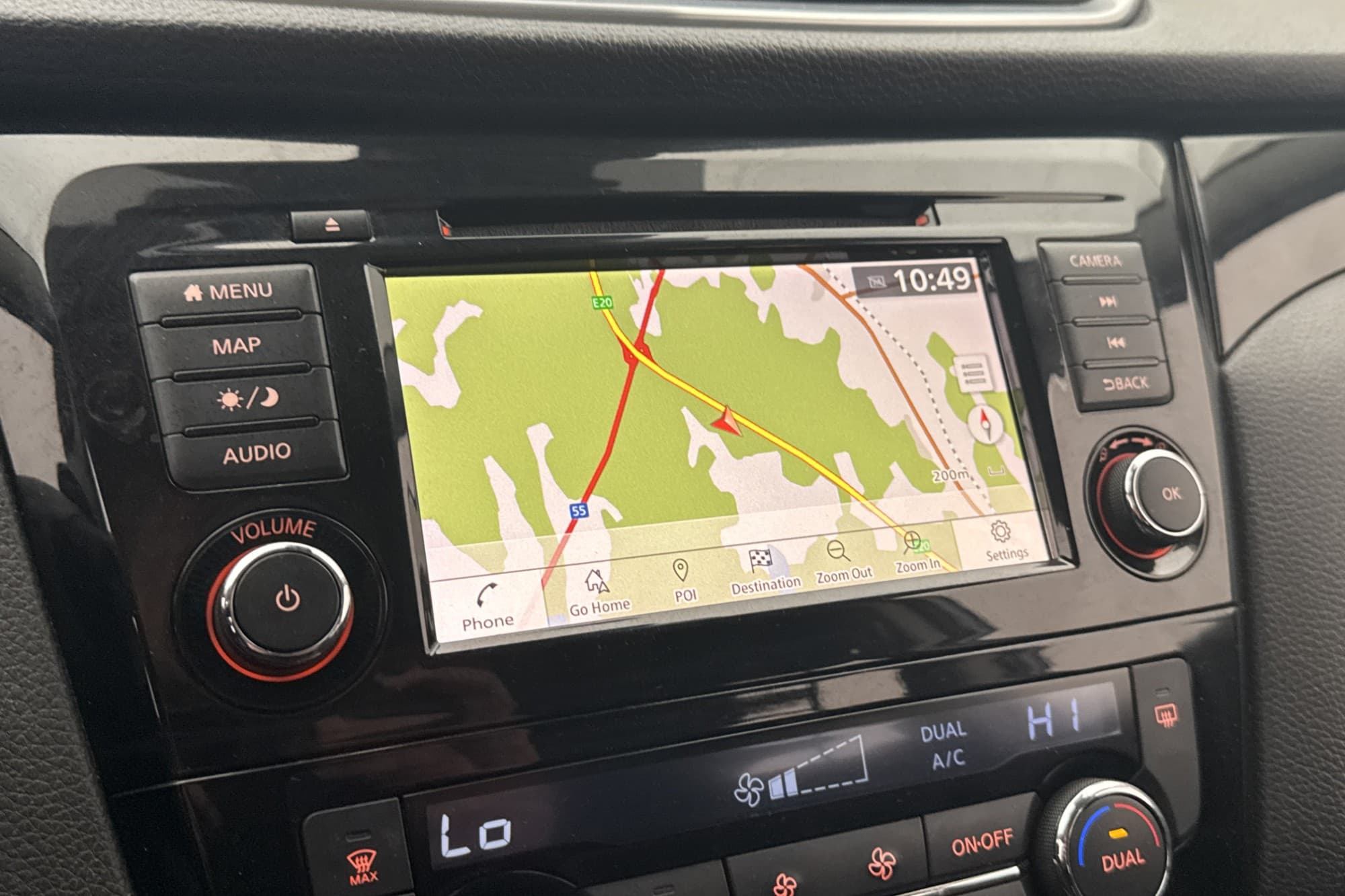 Nissan Qashqai 1.3 DIG-T 160hk 360° Navi Farthållare