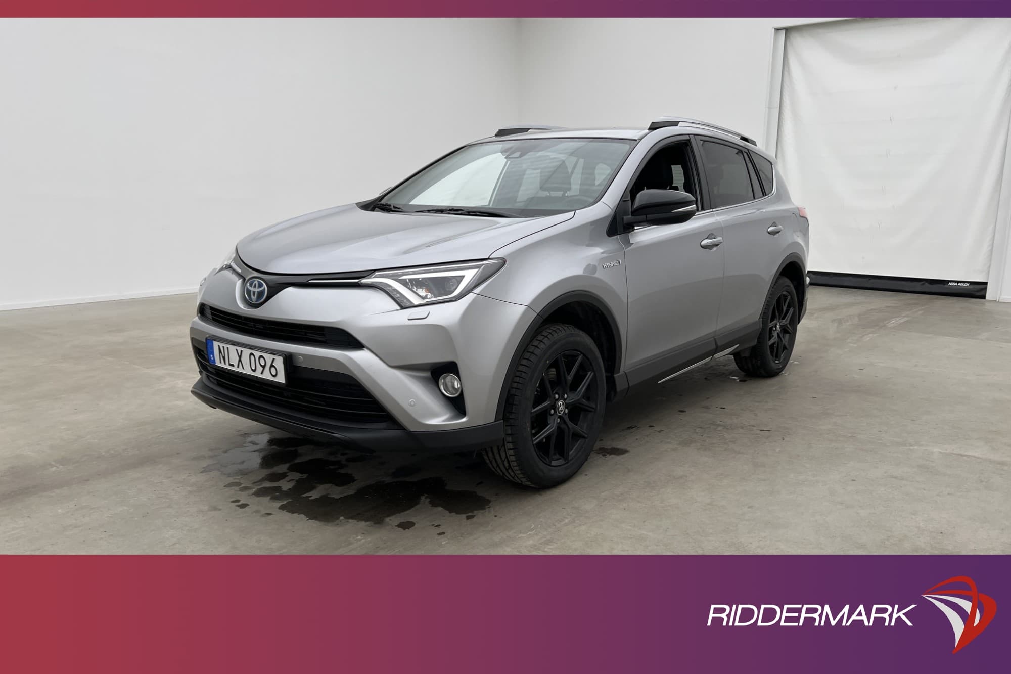 Toyota RAV4 Hybrid AWD 197hk